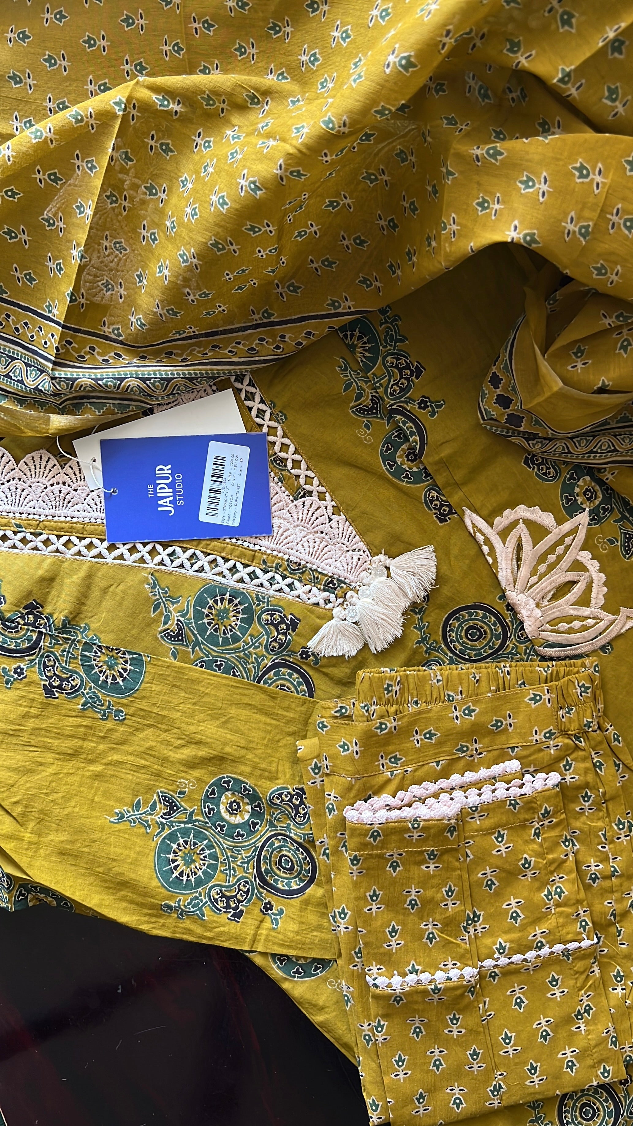 Divya Cotton Cutwork Detailed Pant set
