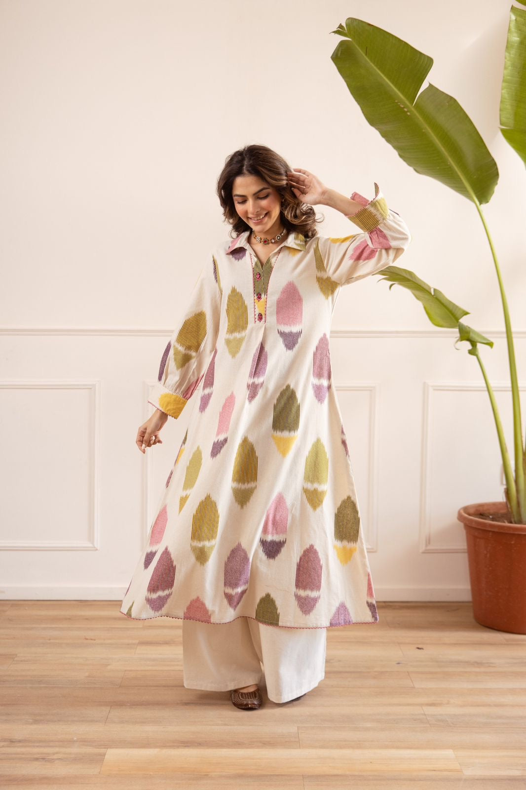 Hania Offwhite MultiColor Ikkat A-line Kurta Set