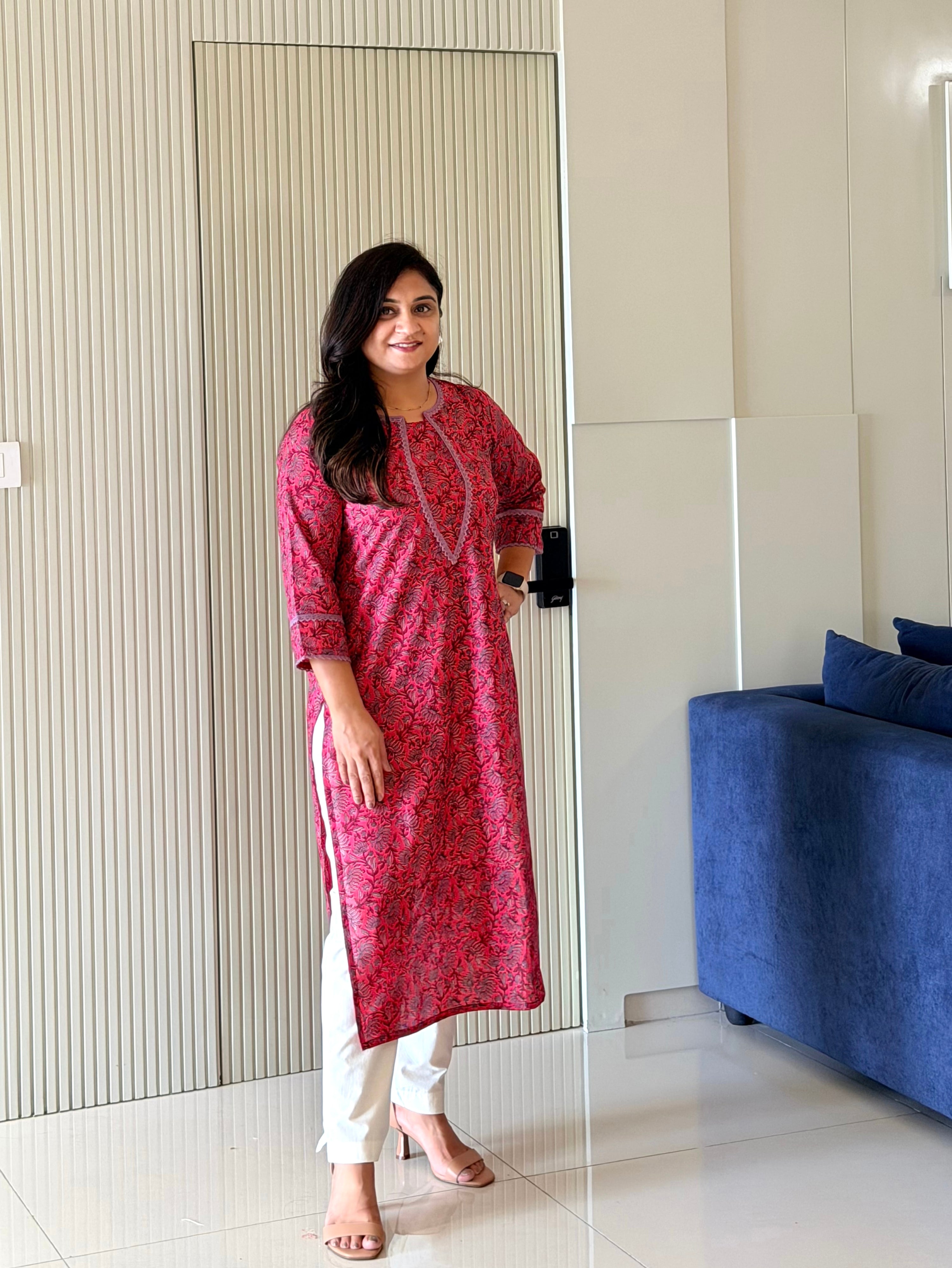 Fariha Pink Cotton Floral Casual Straight Kurta