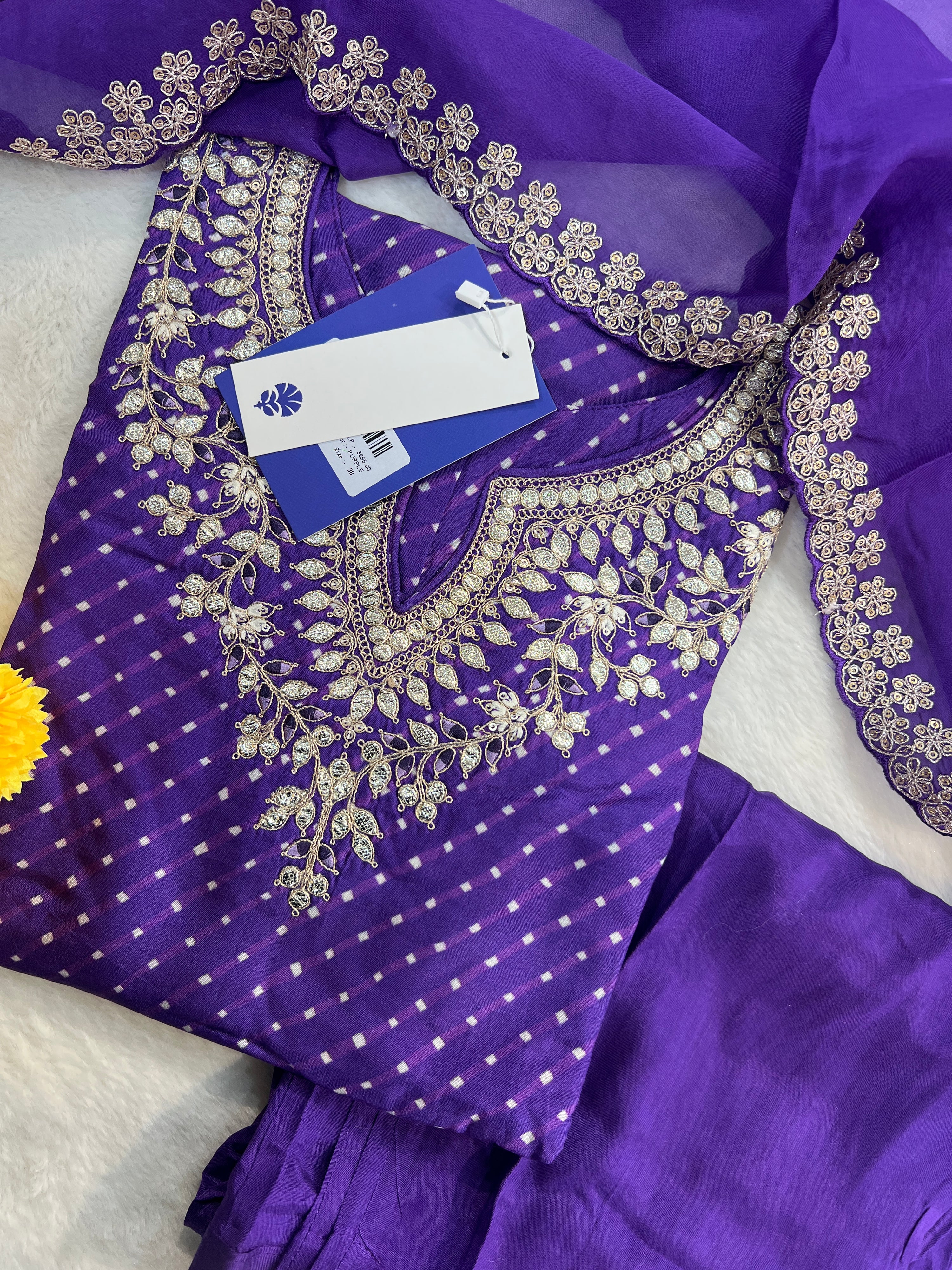 Zyra Bandhani Silk Embroidered Pant Set