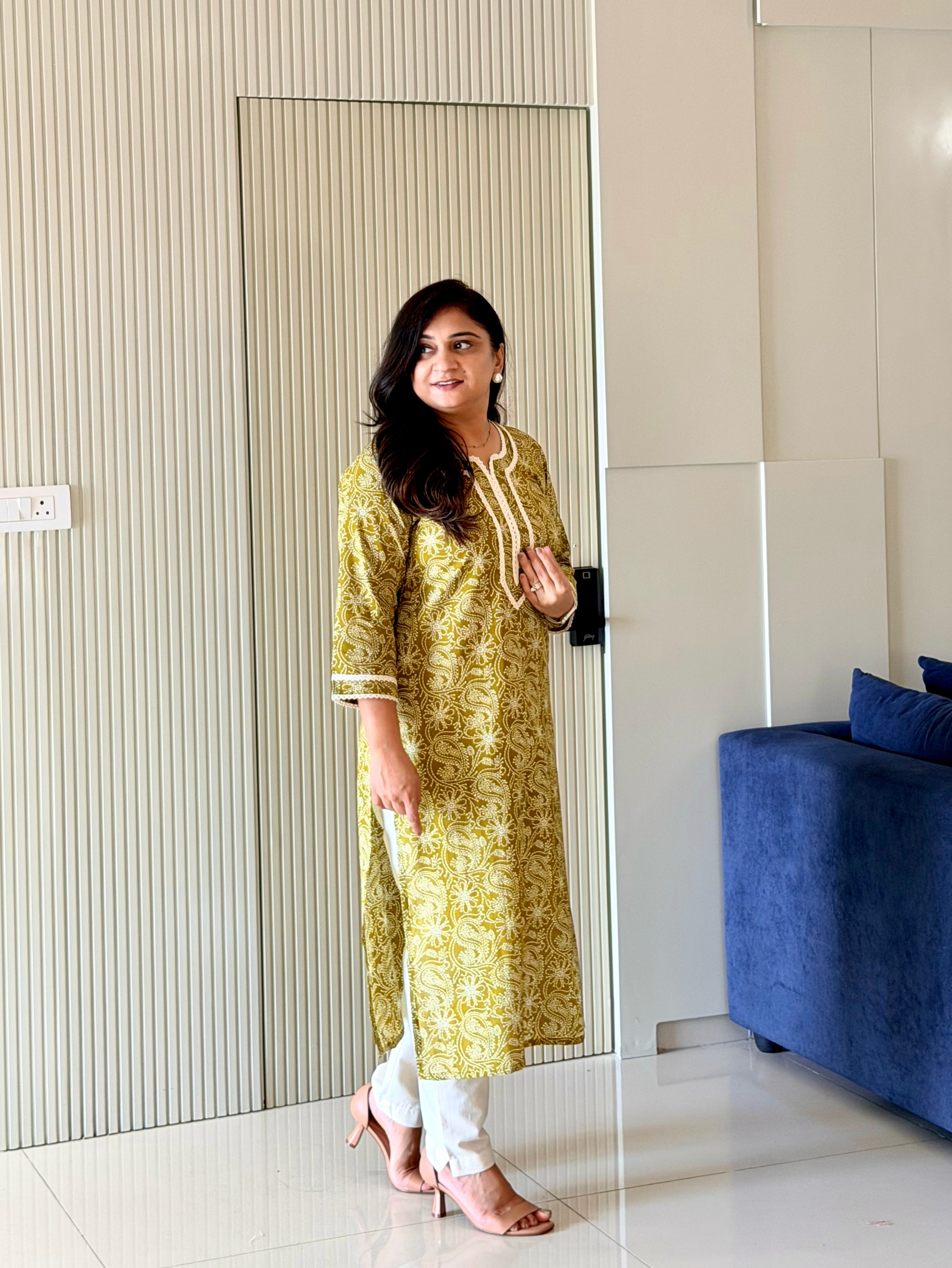 Fariha Green Cotton Floral Casual Straight Kurta