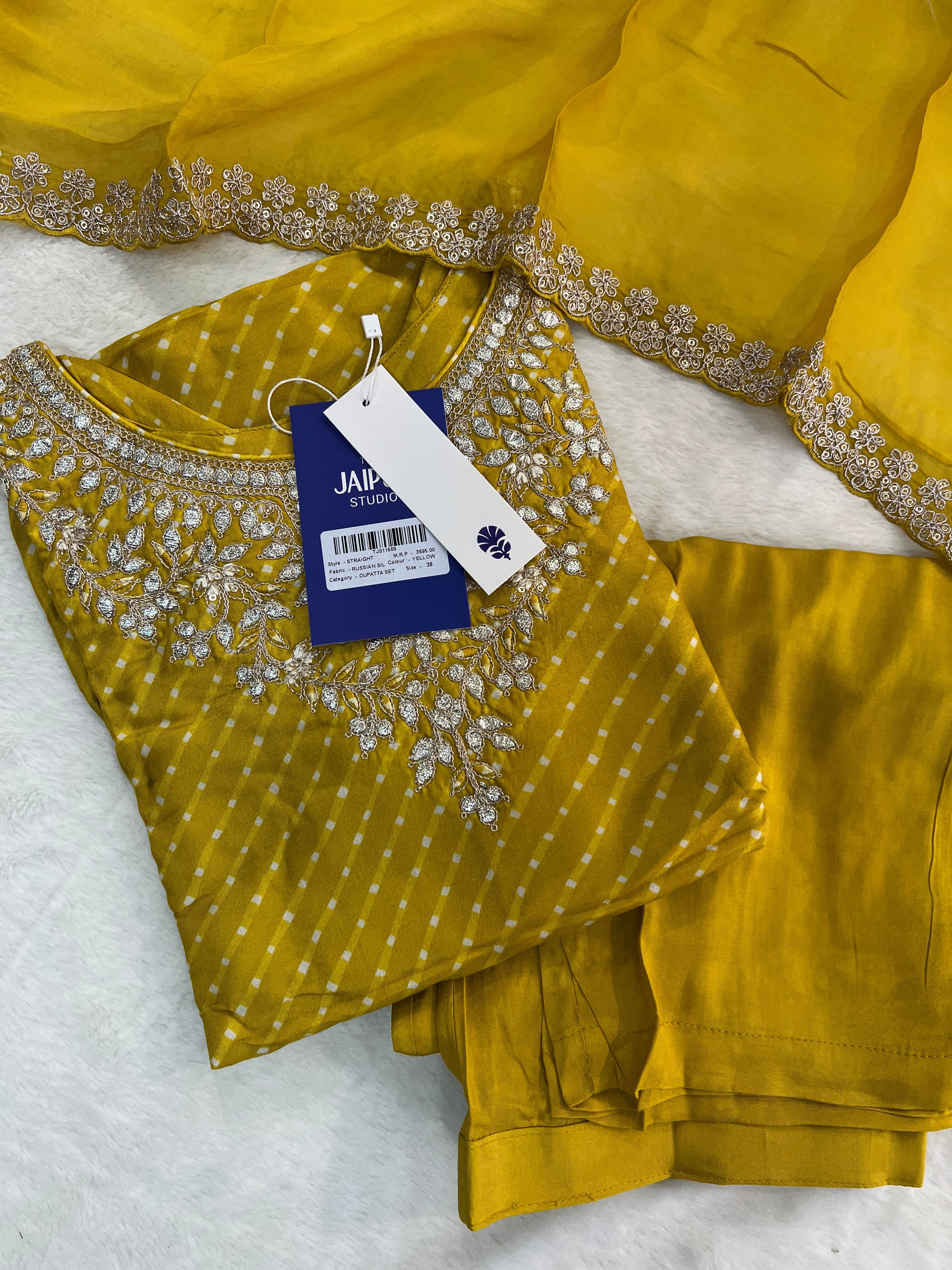 Zyra Bandhani Silk Embroidered Pant Set