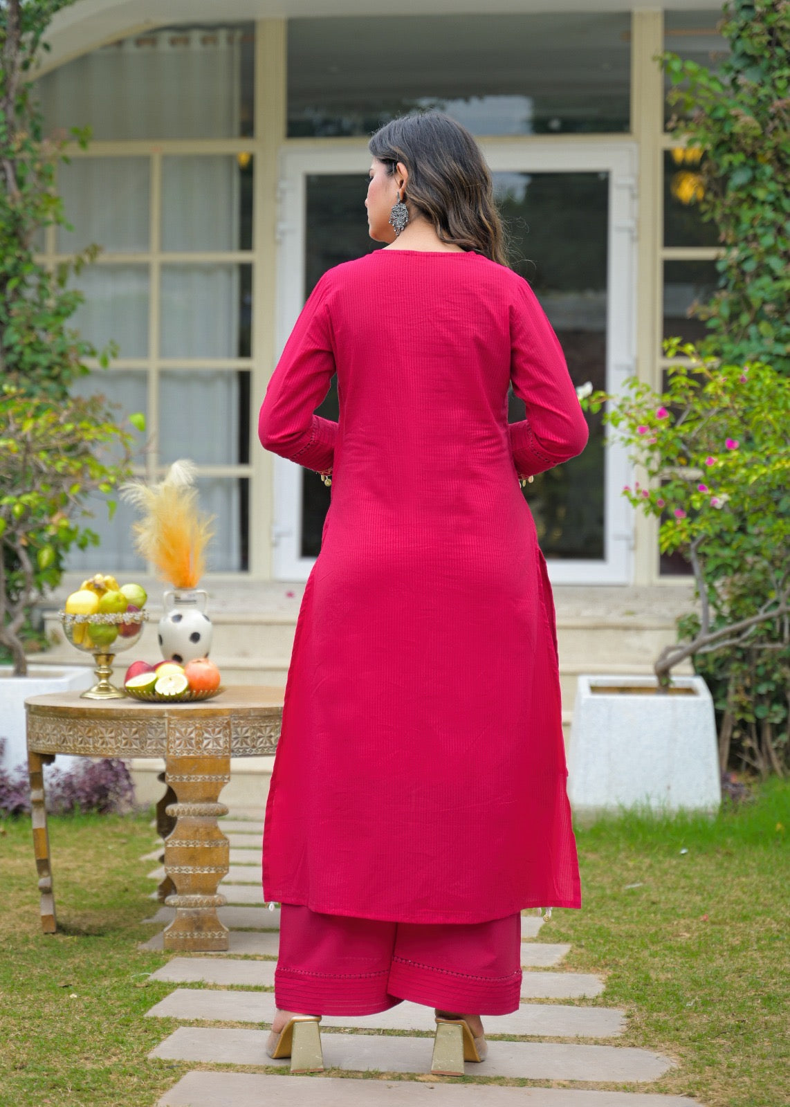 Avanti Pink Premium Cotton HandEmbroidered Dupatta Set