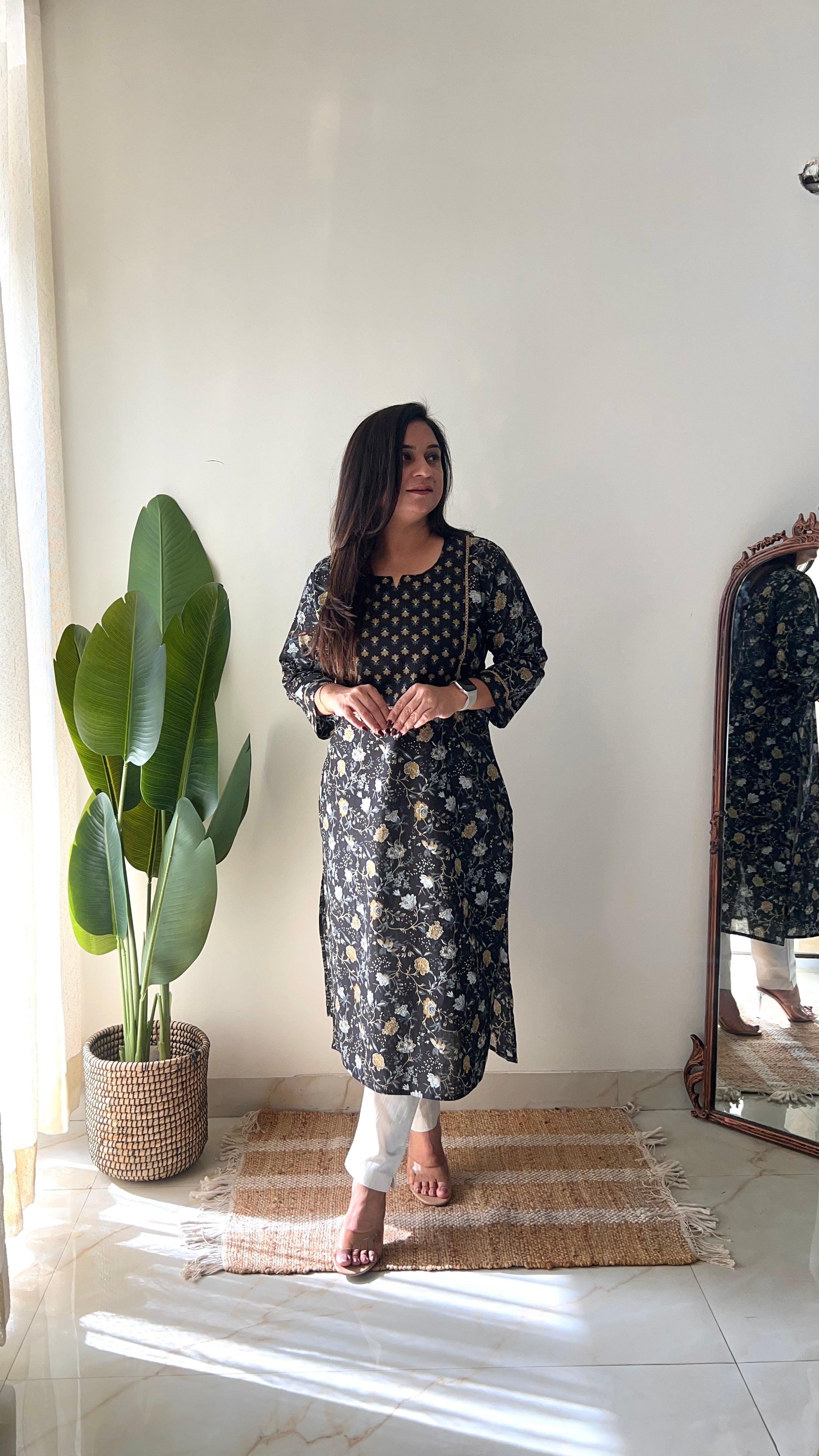 Black Floral Casual Cotton Straight Kurta - The Jaipur Studio