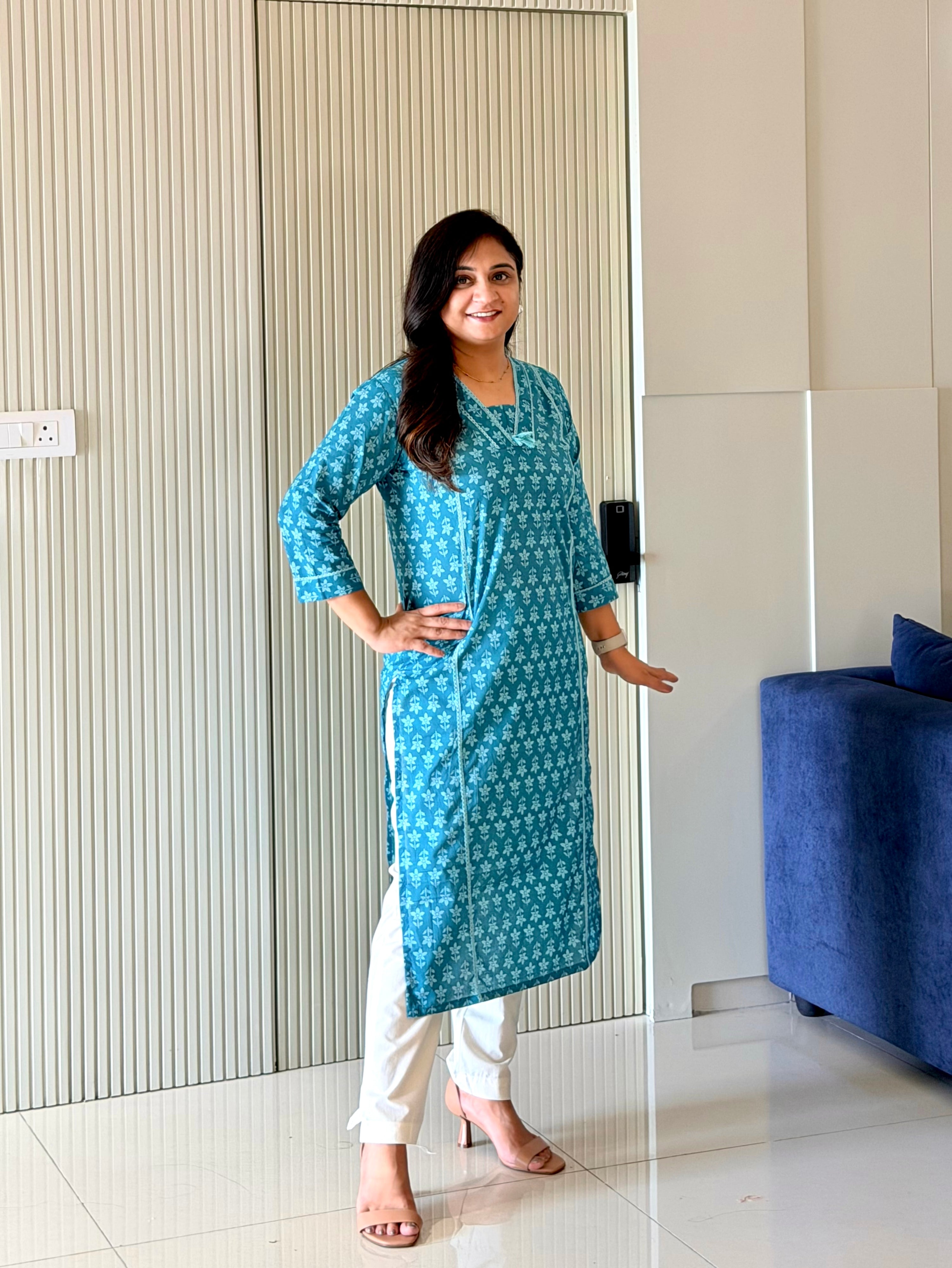 Fariha Blue Cotton Floral Casual Straight Kurta