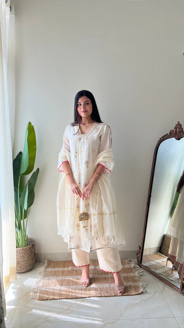 Aavya Mul Chanderi Embroidered A-line pant Set