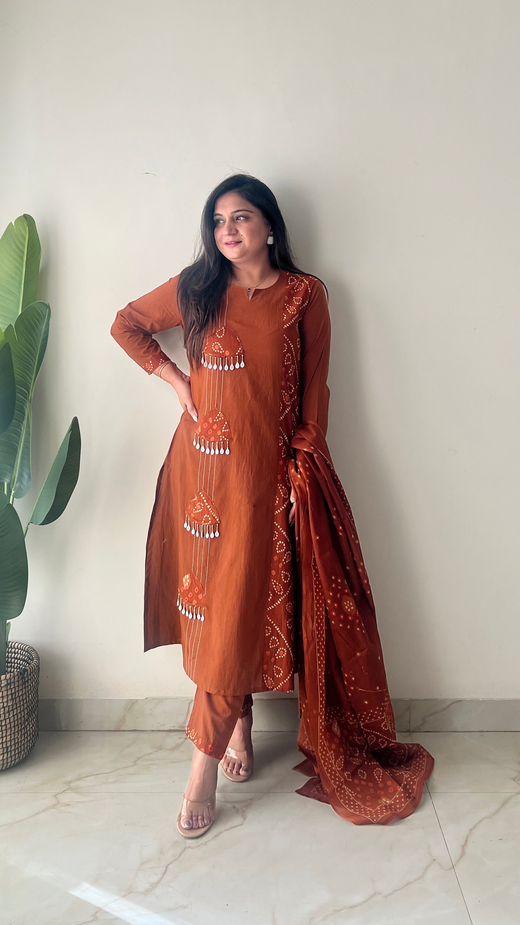 Raha MulCotton Bandhani Hand Detailed Pant Set