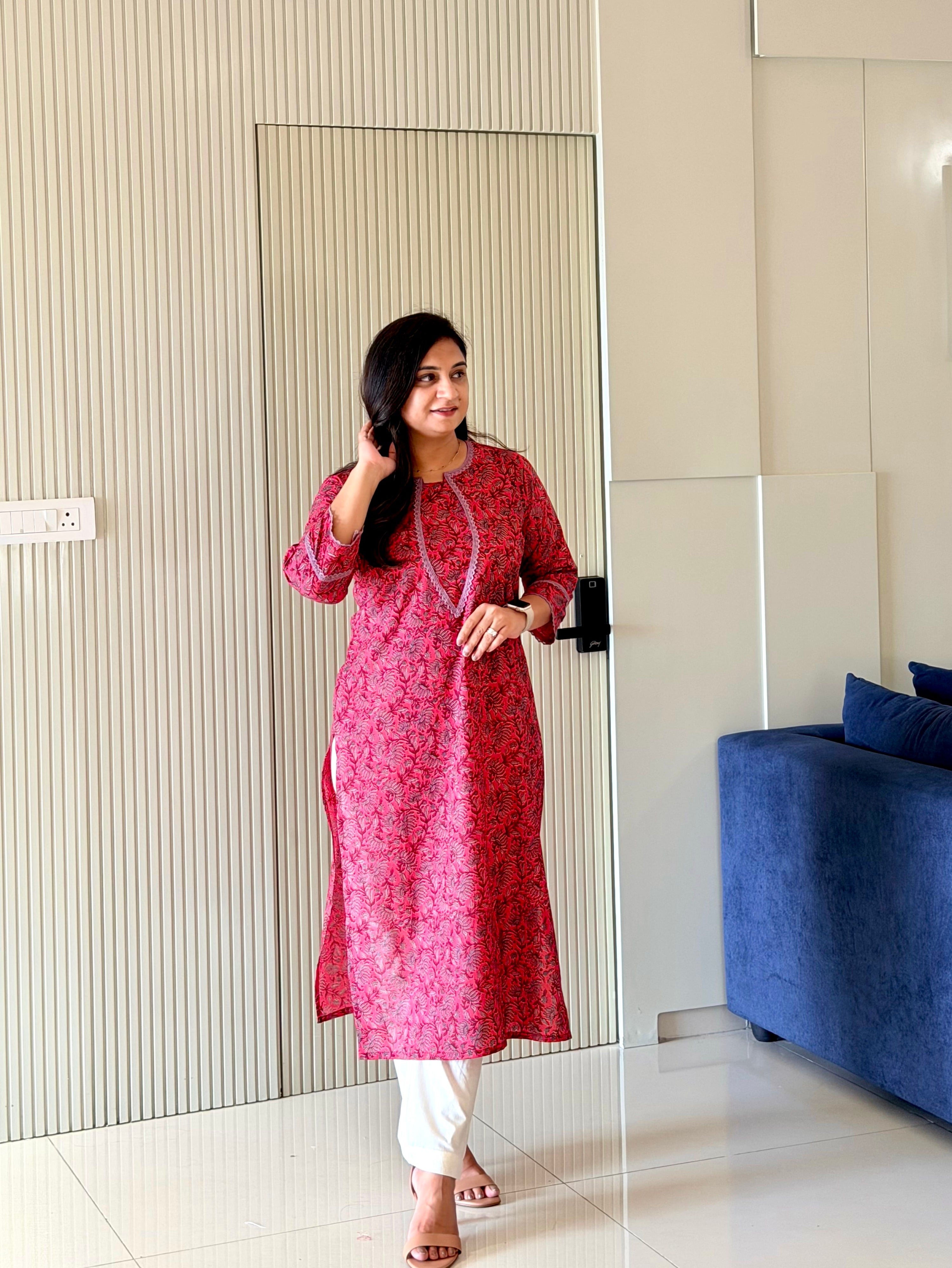 Fariha Pink Cotton Floral Casual Straight Kurta