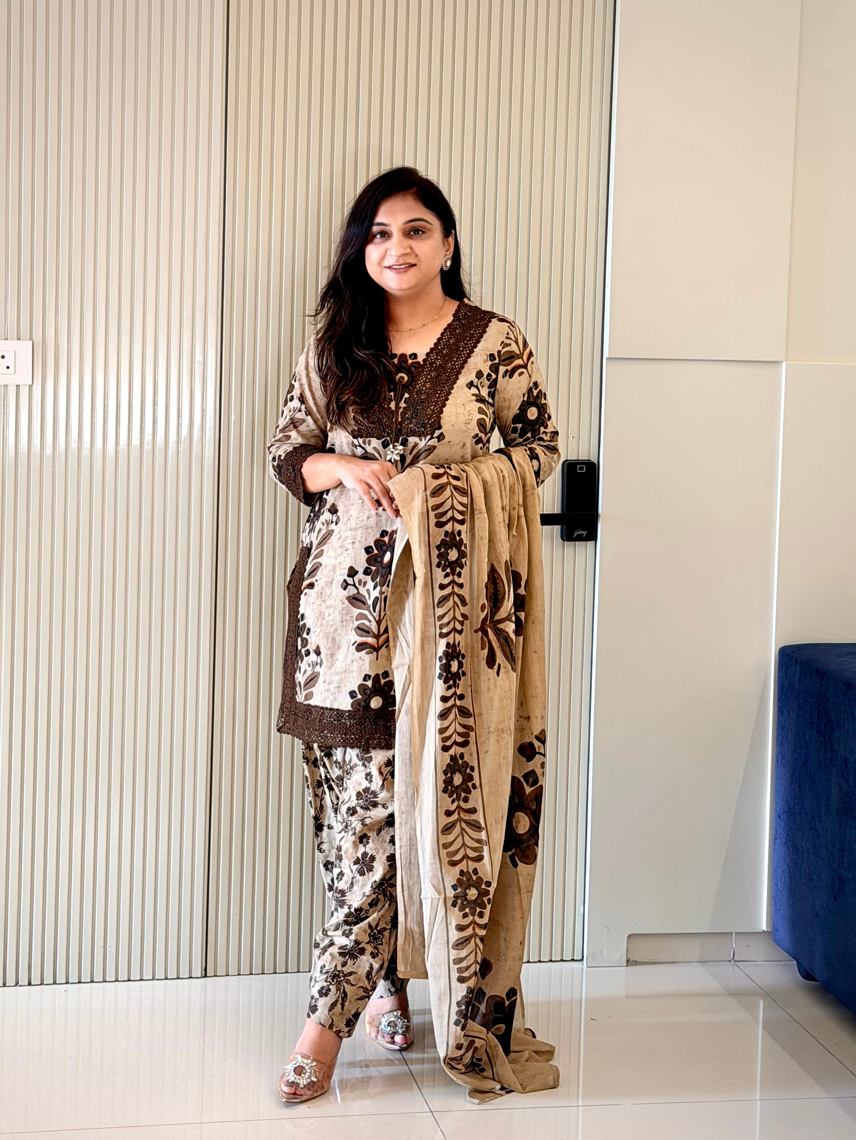 Varusha Brown Cotton Floral Farshi Dupatta Set