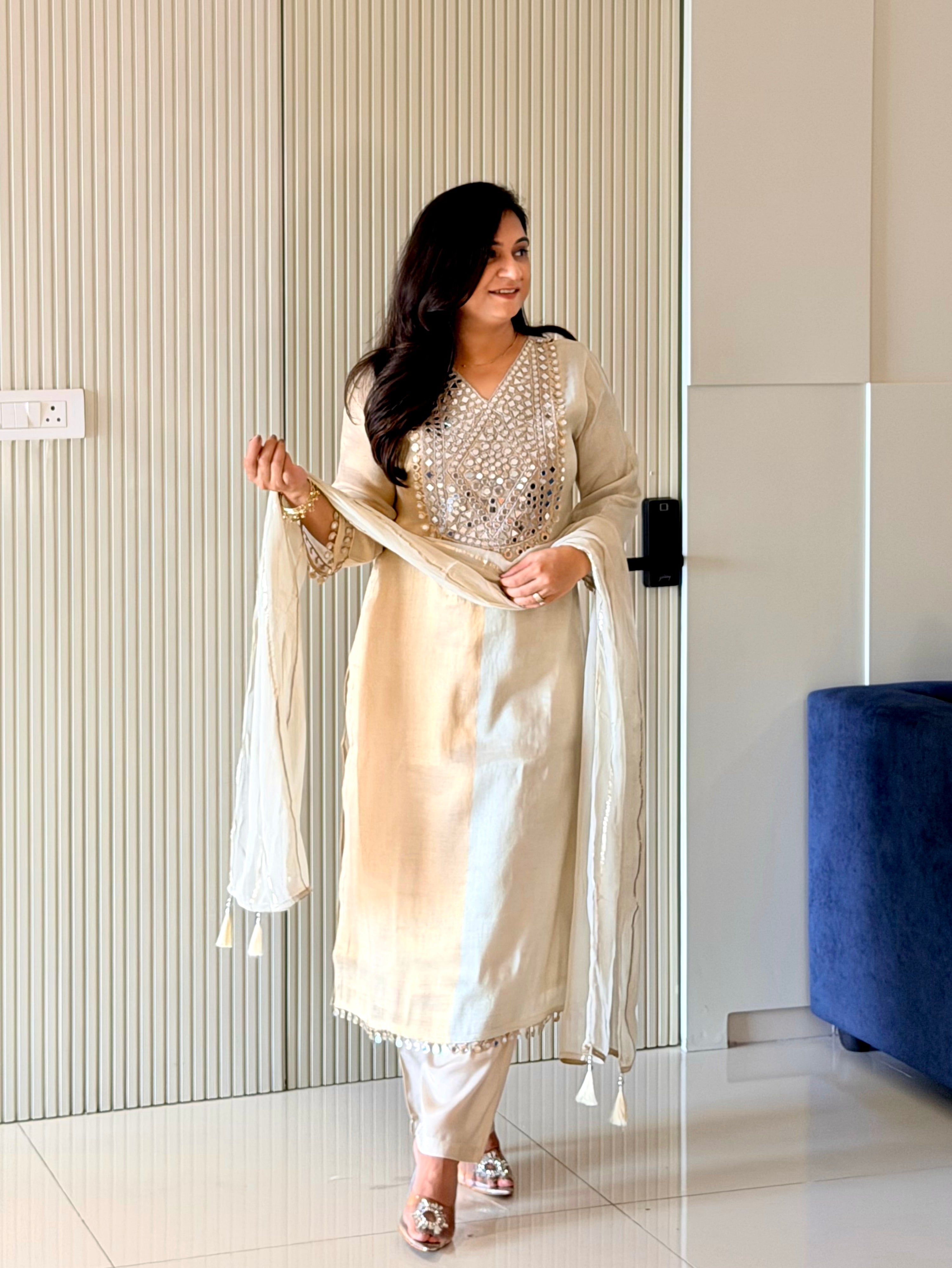 Tira Ivory Tissue Mirror Embroidered Dupatta Set