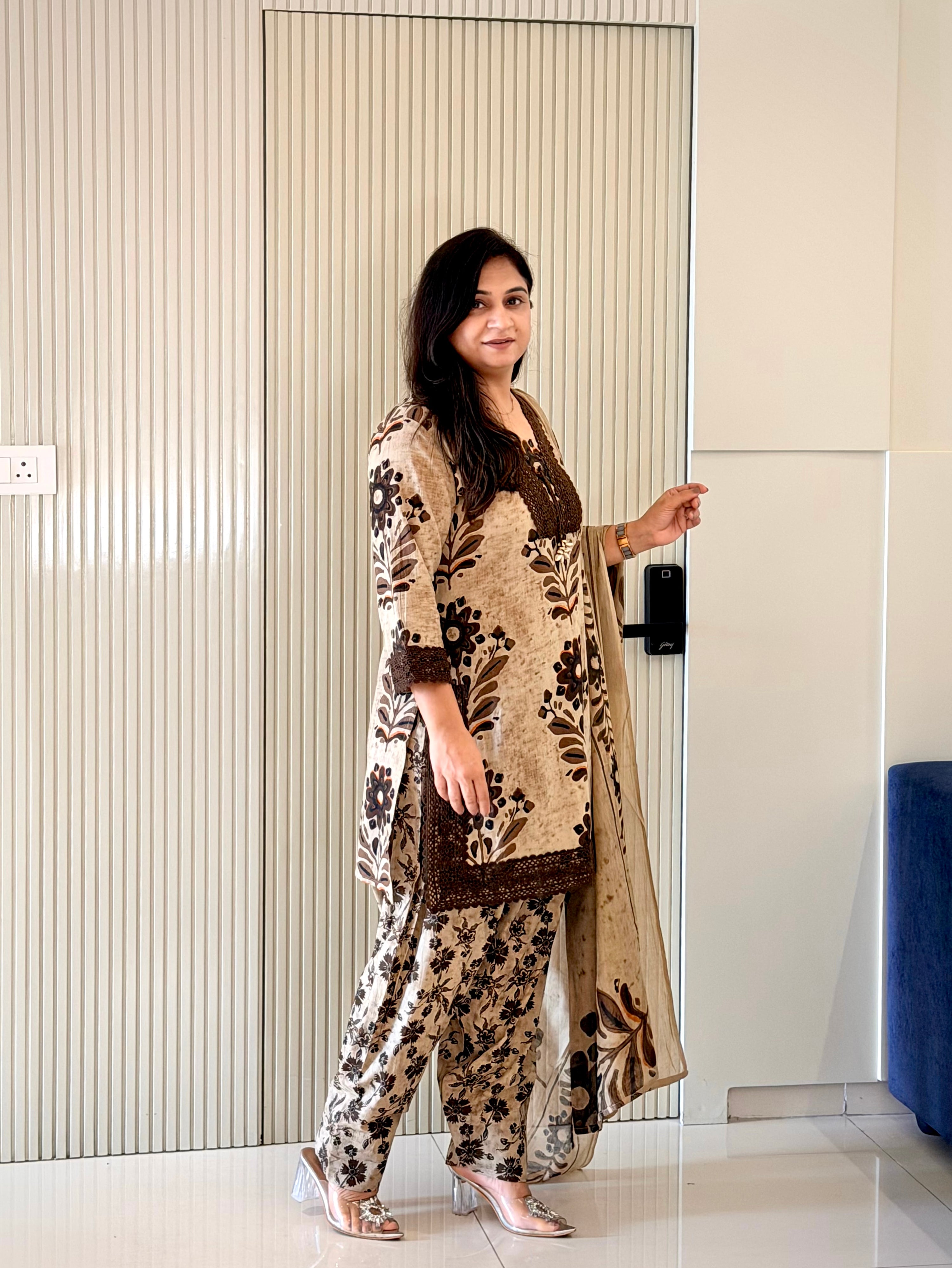 Varusha Brown Cotton Floral Farshi Dupatta Set