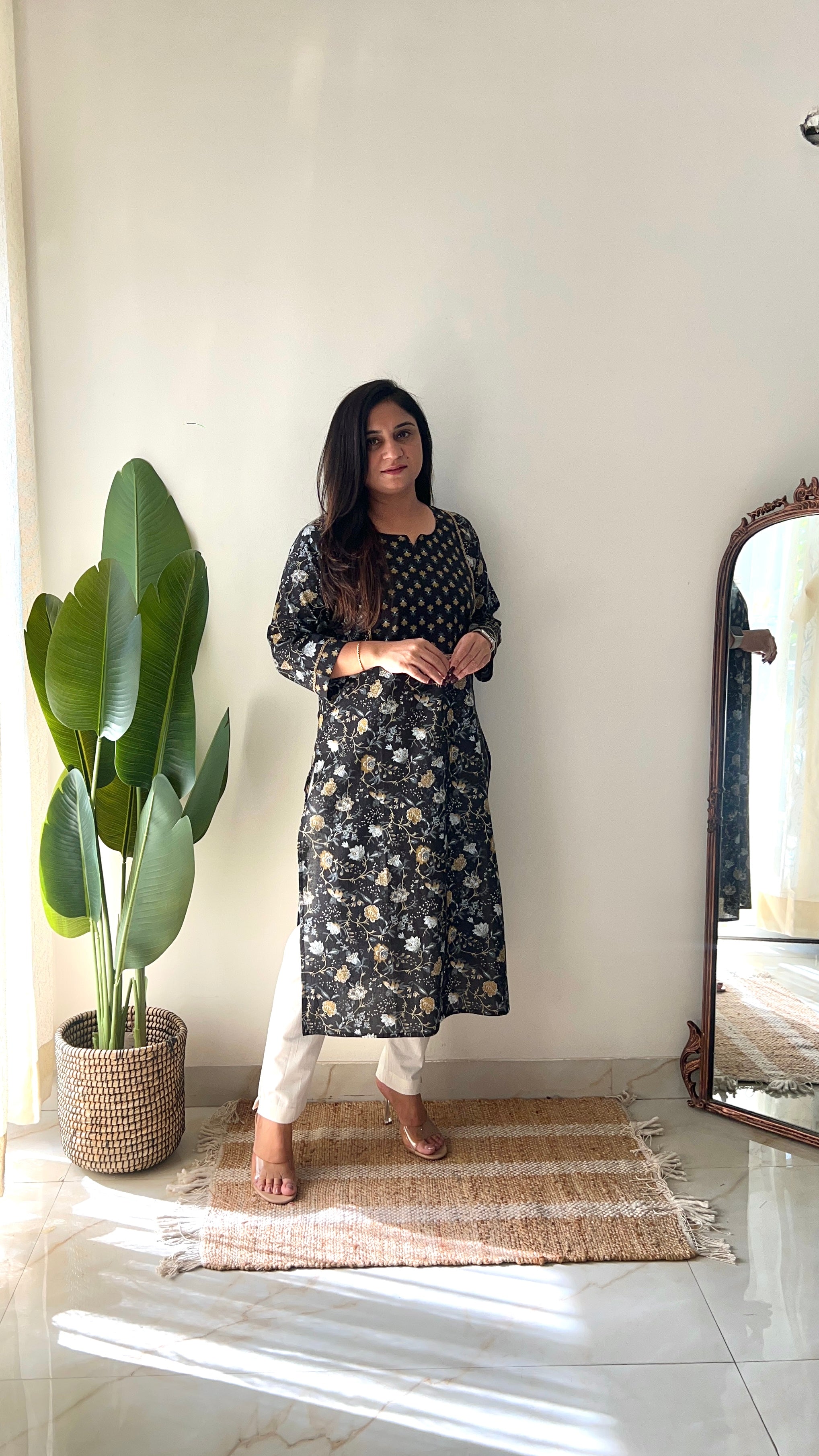 Black Floral Casual Cotton Straight Kurta - The Jaipur Studio