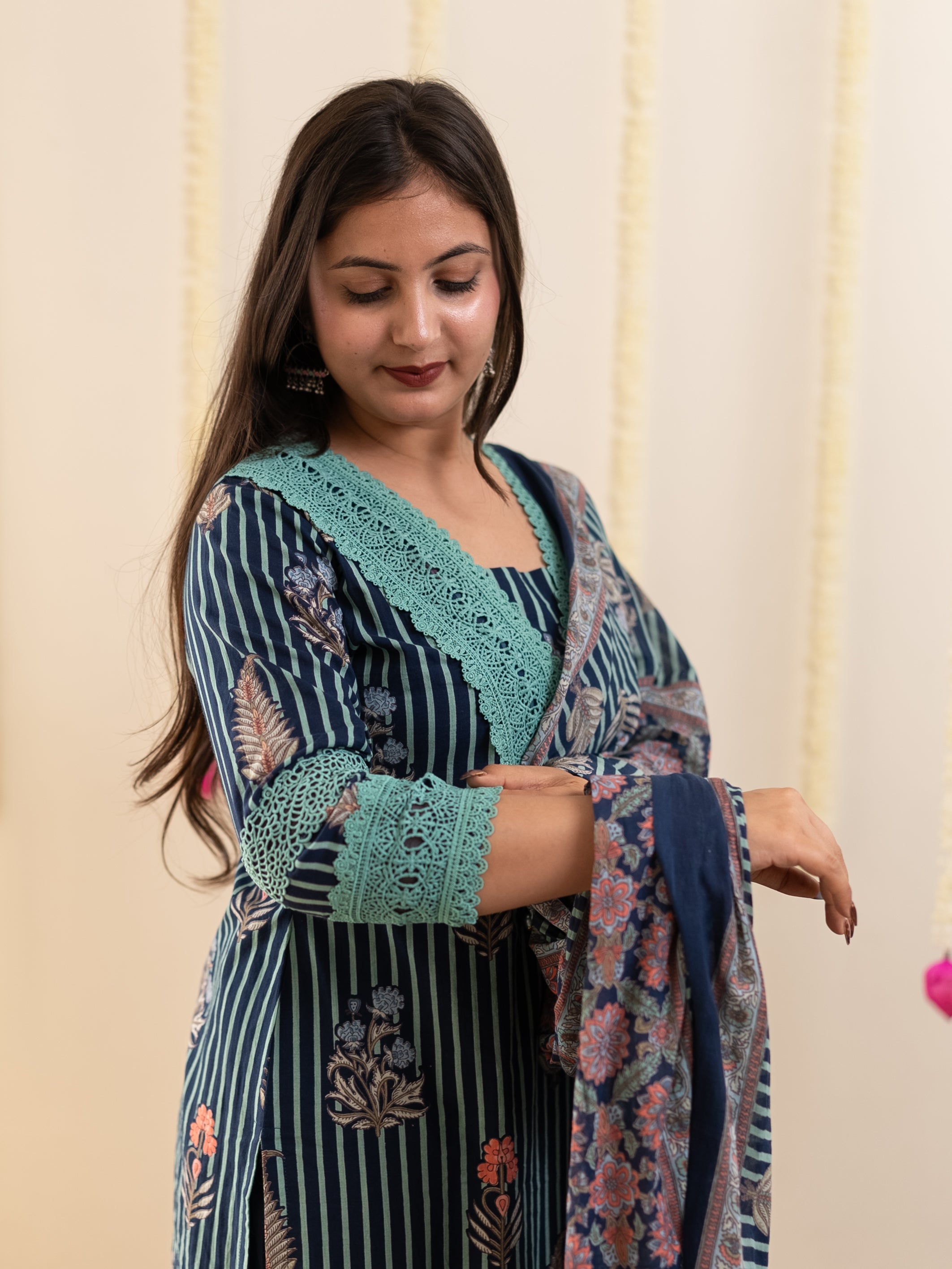 Tahira Blue Striped Cotton Lace Detailed Dupatta Set