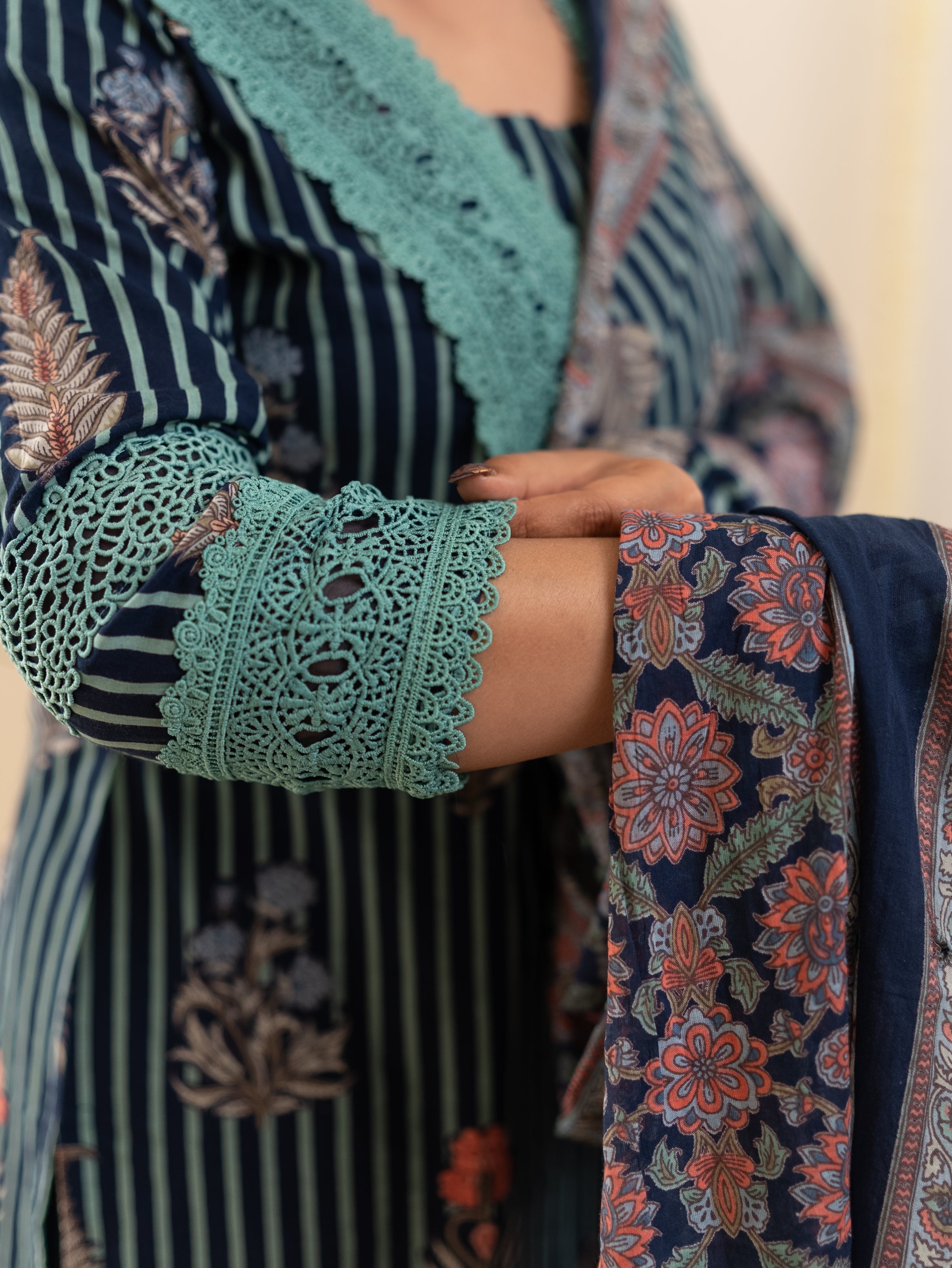 Tahira Blue Striped Cotton Lace Detailed Dupatta Set