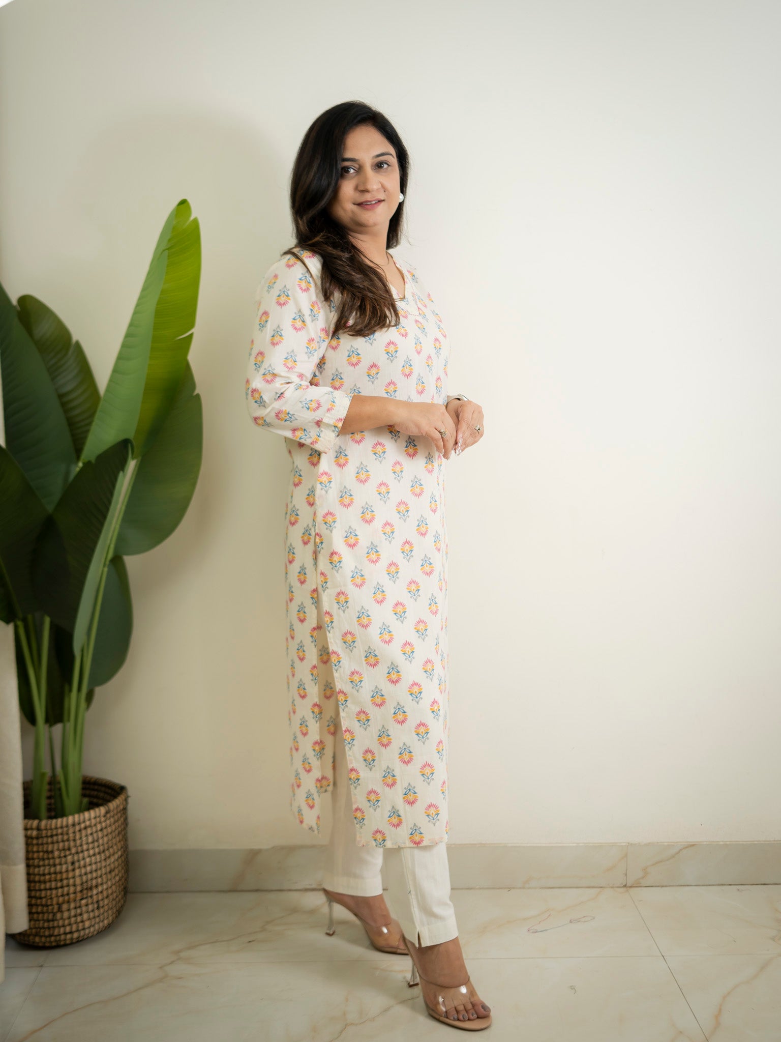 Offwhite MultiColor Flower Cotton Casual Straight Kurta