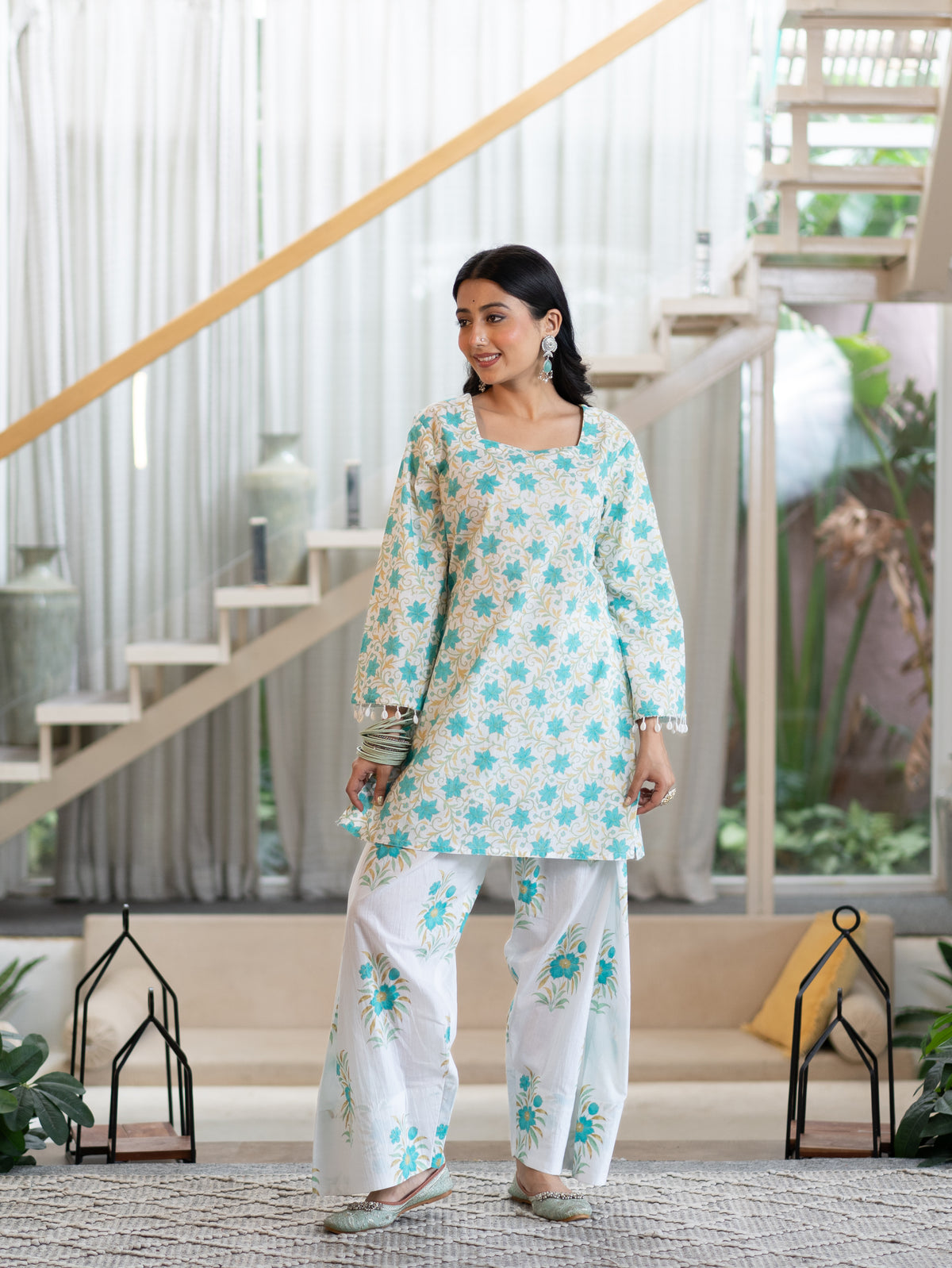 Zubeda White Cotton Floral Straight Farshi Coord Set