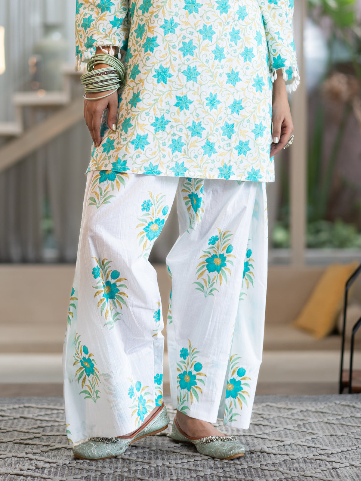 Zubeda White Cotton Floral Straight Farshi Coord Set