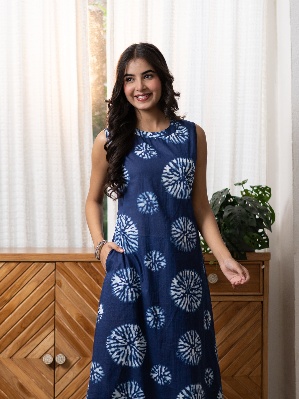 Geet Indigo Blue Tie & Dye Cotton A-line Coord Set