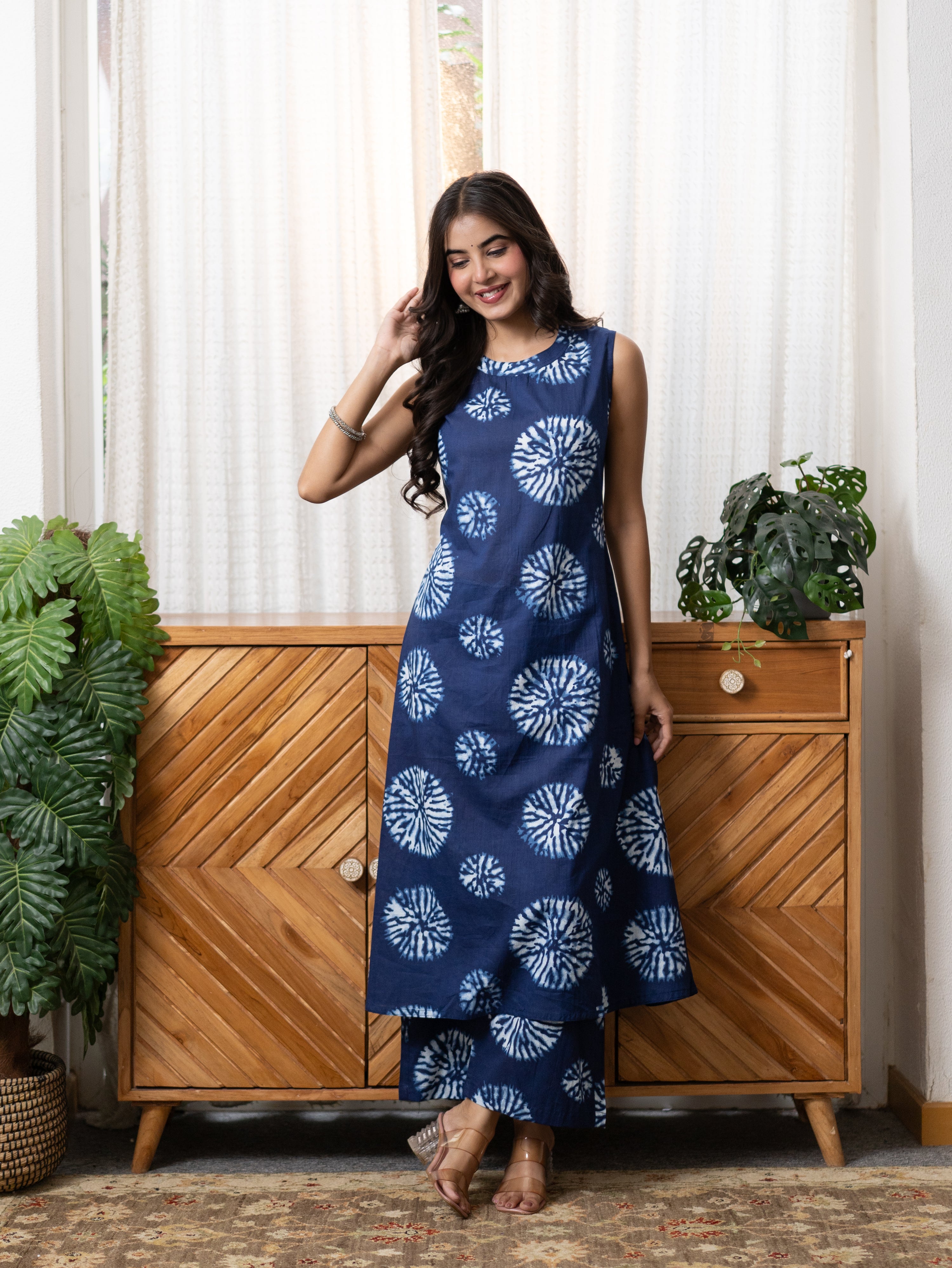 Geet Indigo Blue Tie & Dye Cotton A-line Coord Set