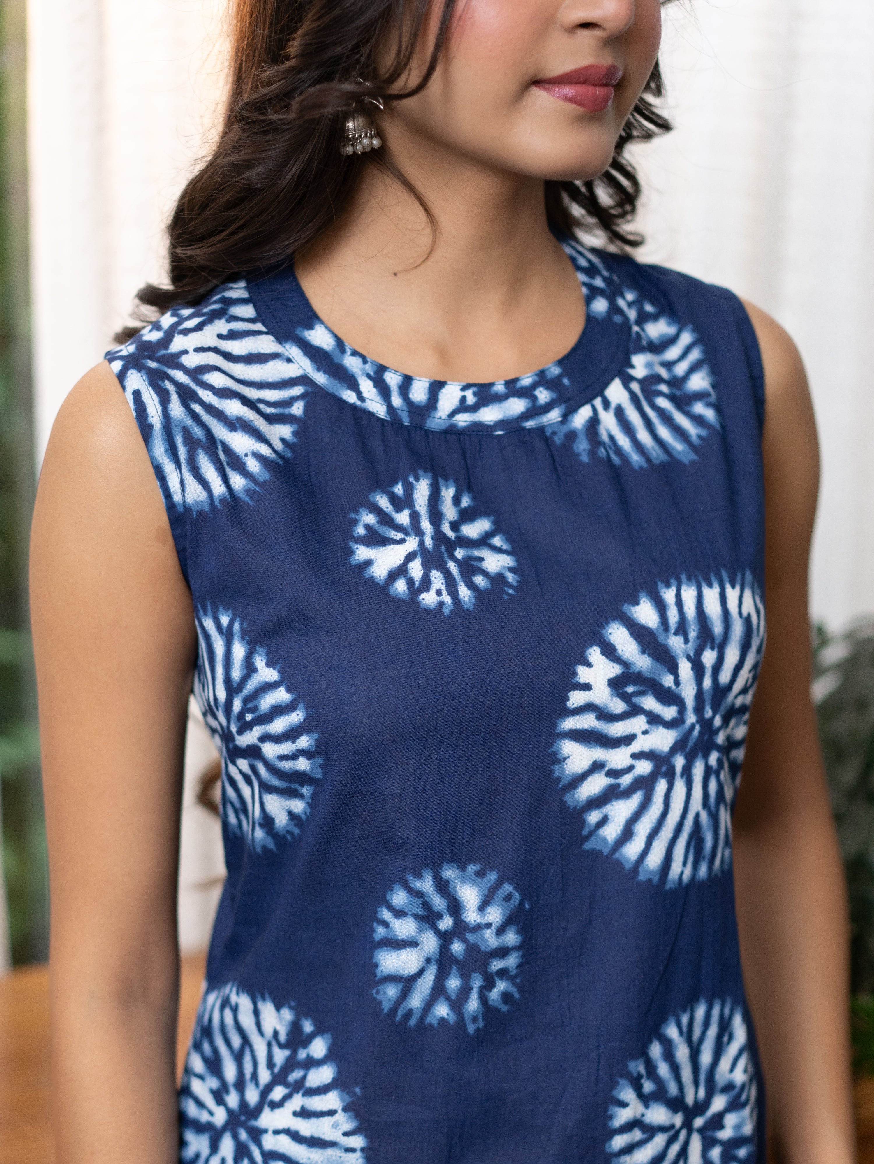 Geet Indigo Blue Tie & Dye Cotton A-line Coord Set