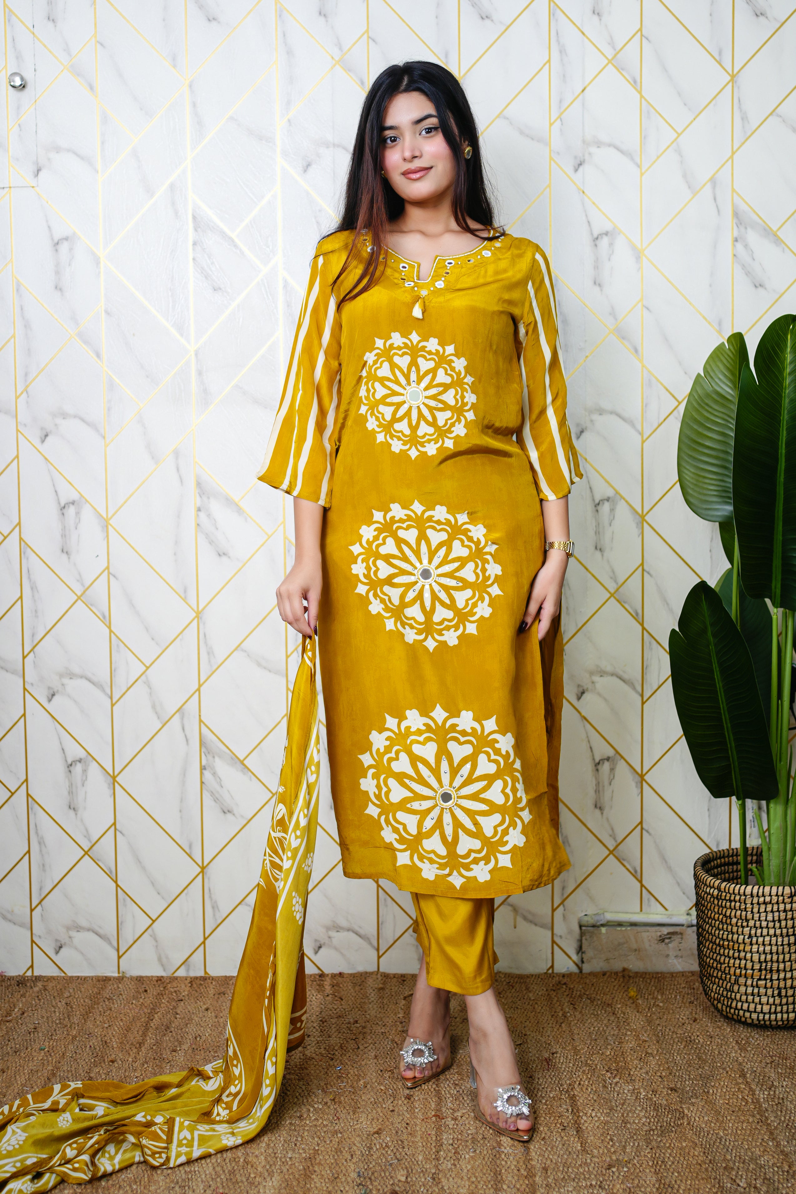 Soha Crepe HandEmbroidered Pant Set