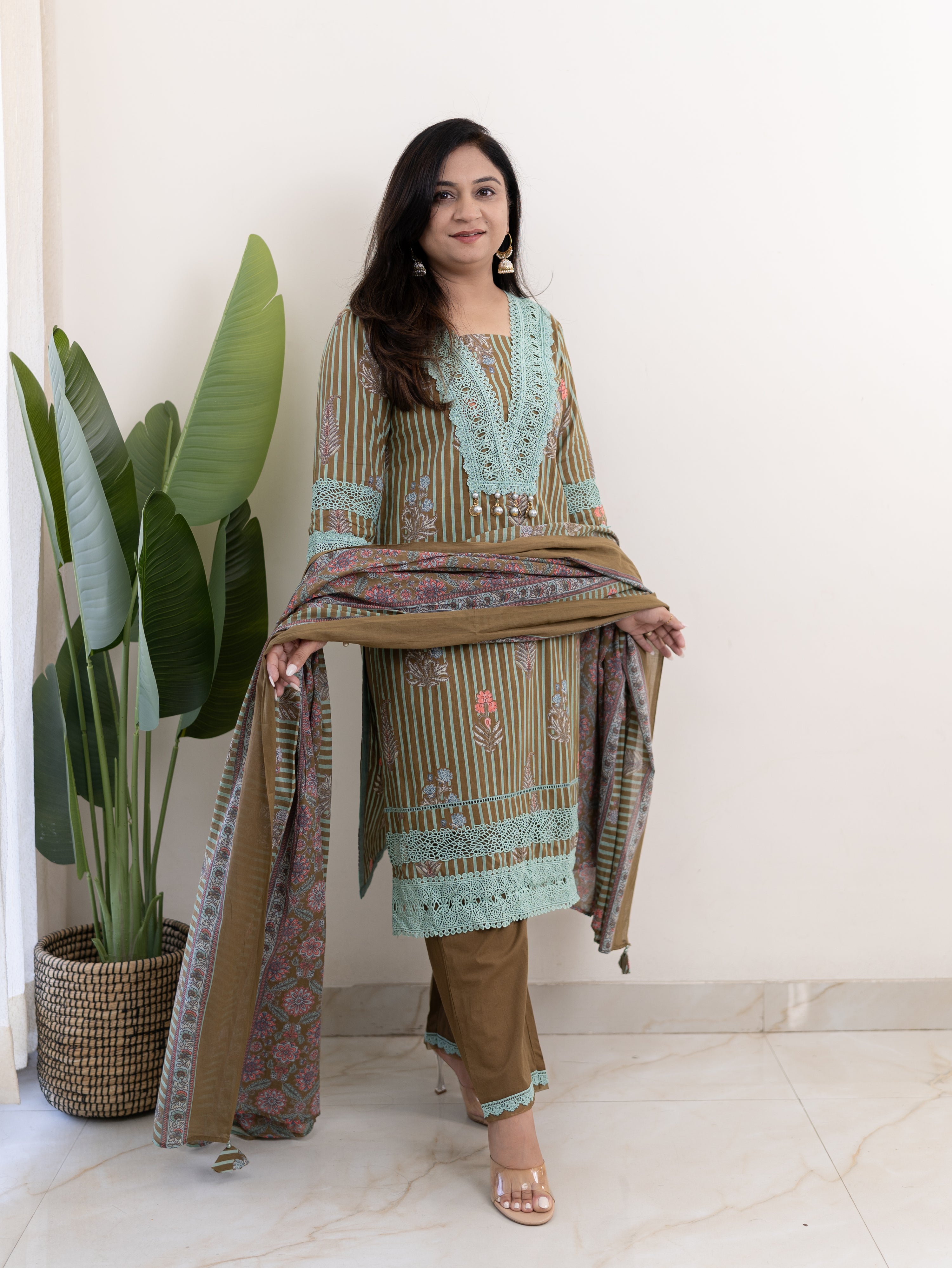 Tahira Green Striped Cotton Lace Detailed Dupatta Set