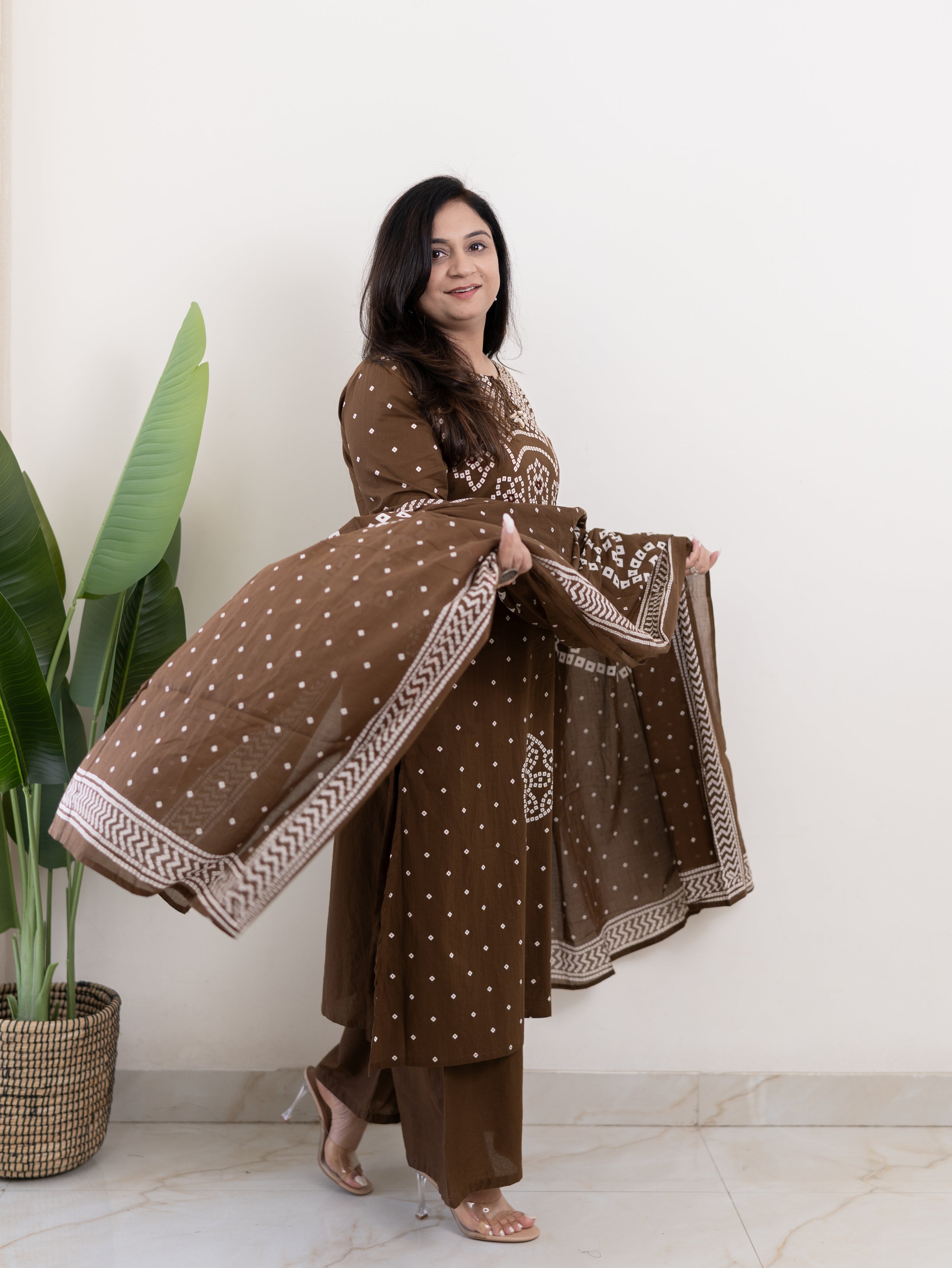 Mishi Brown Cotton Bandhani Straight Dupatta Set