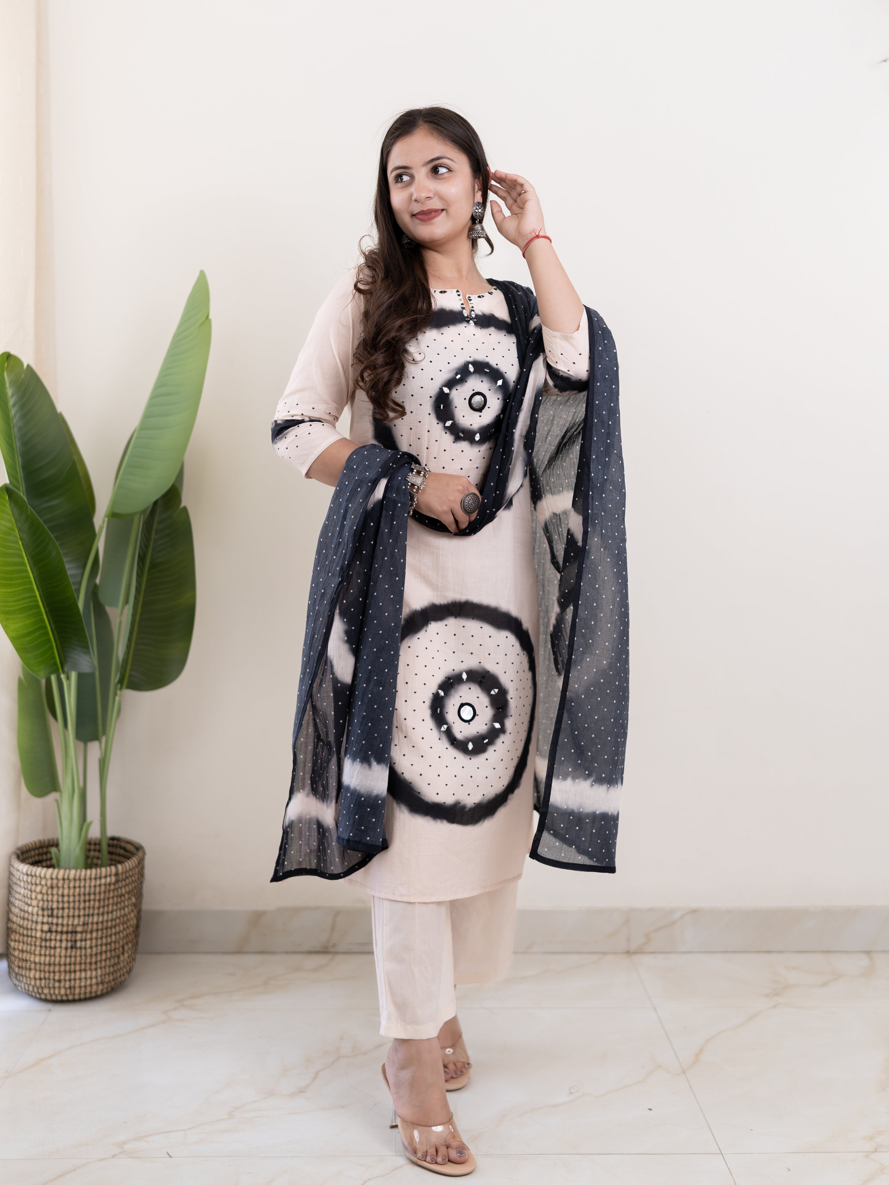 Daira Beige Cotton Tie and Dye Straight Dupatta Set