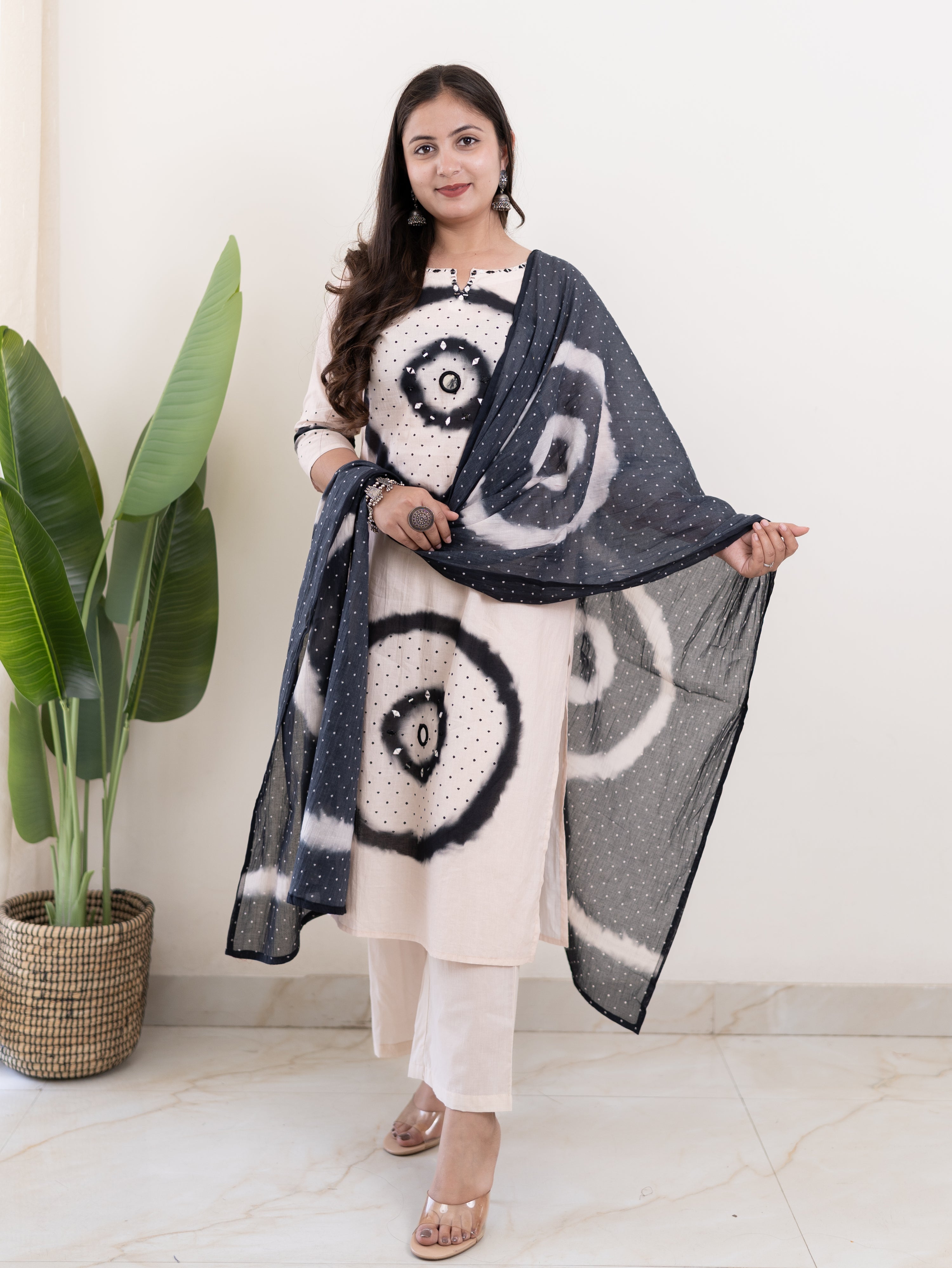 Daira Beige Cotton Tie and Dye Straight Dupatta Set
