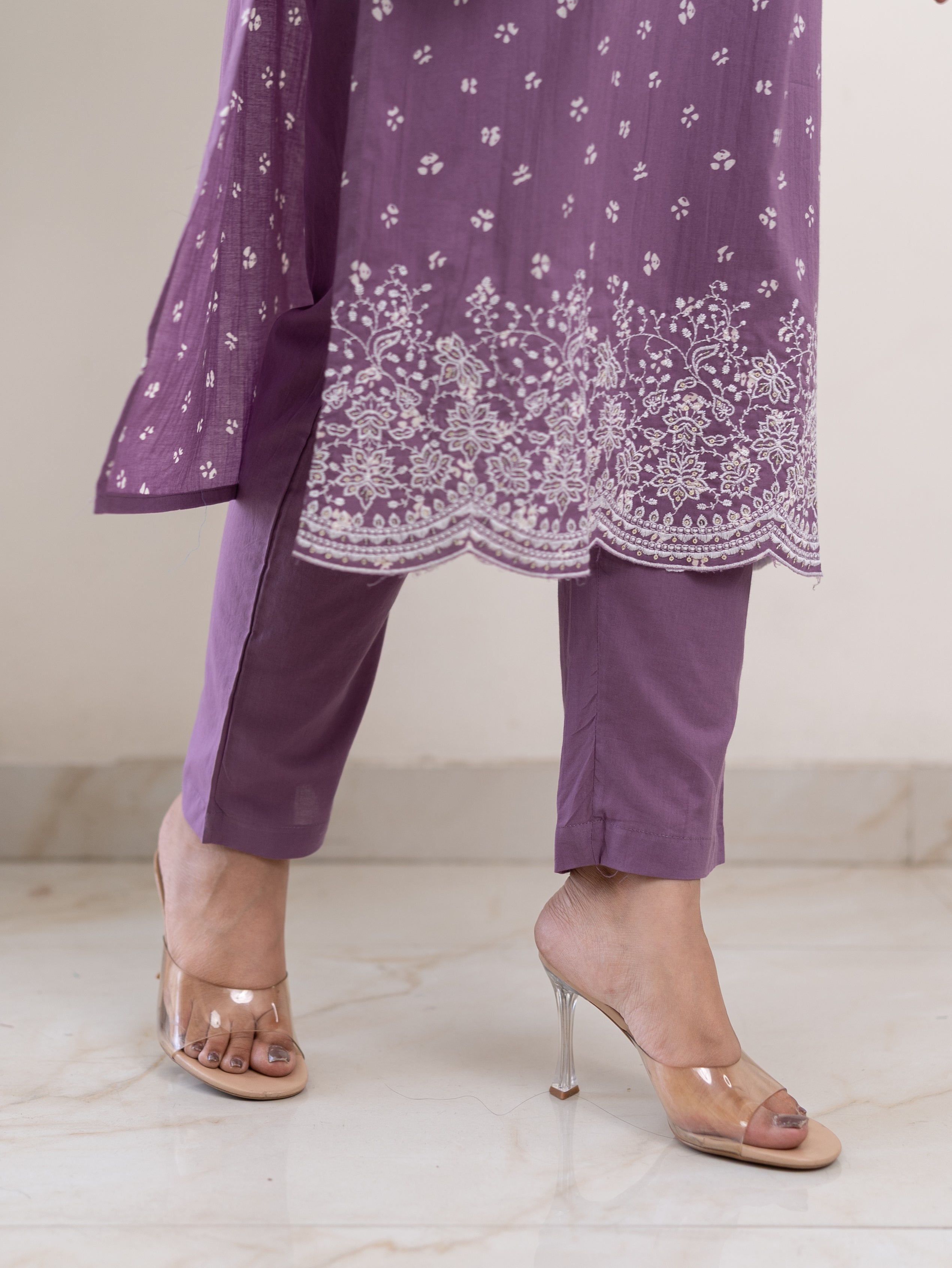 Rifaa Lilac Cotton Embroidered Straight Dupatta Set