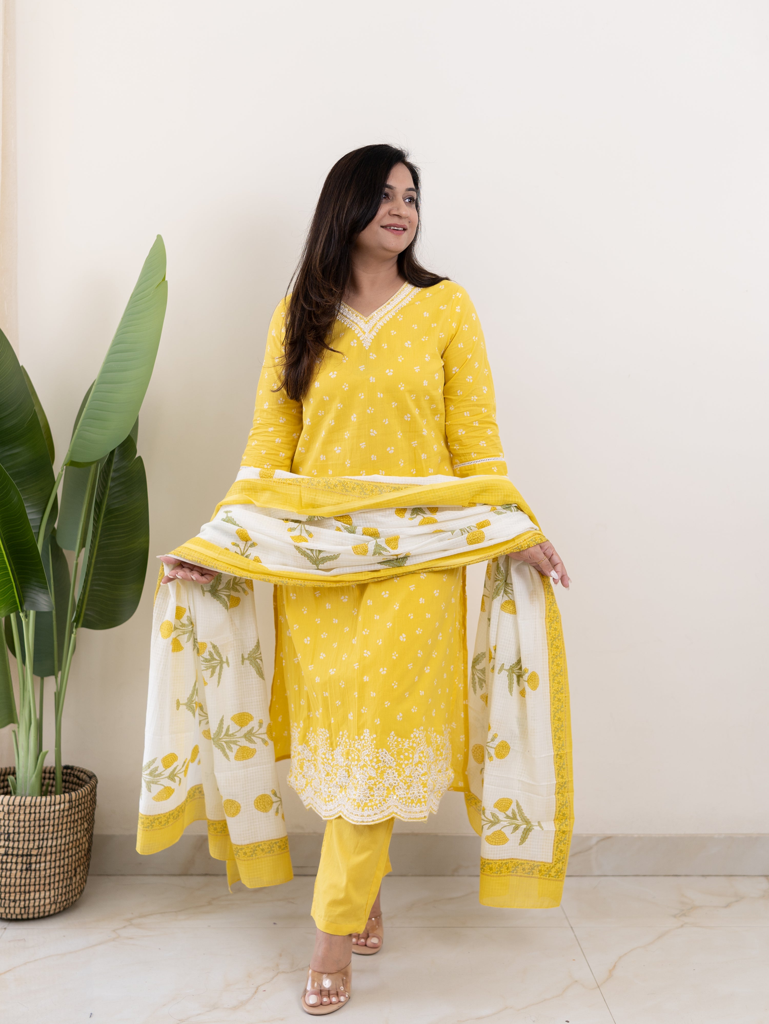 Rifaa yellow  Cotton Embroidered Straight Dupatta Set