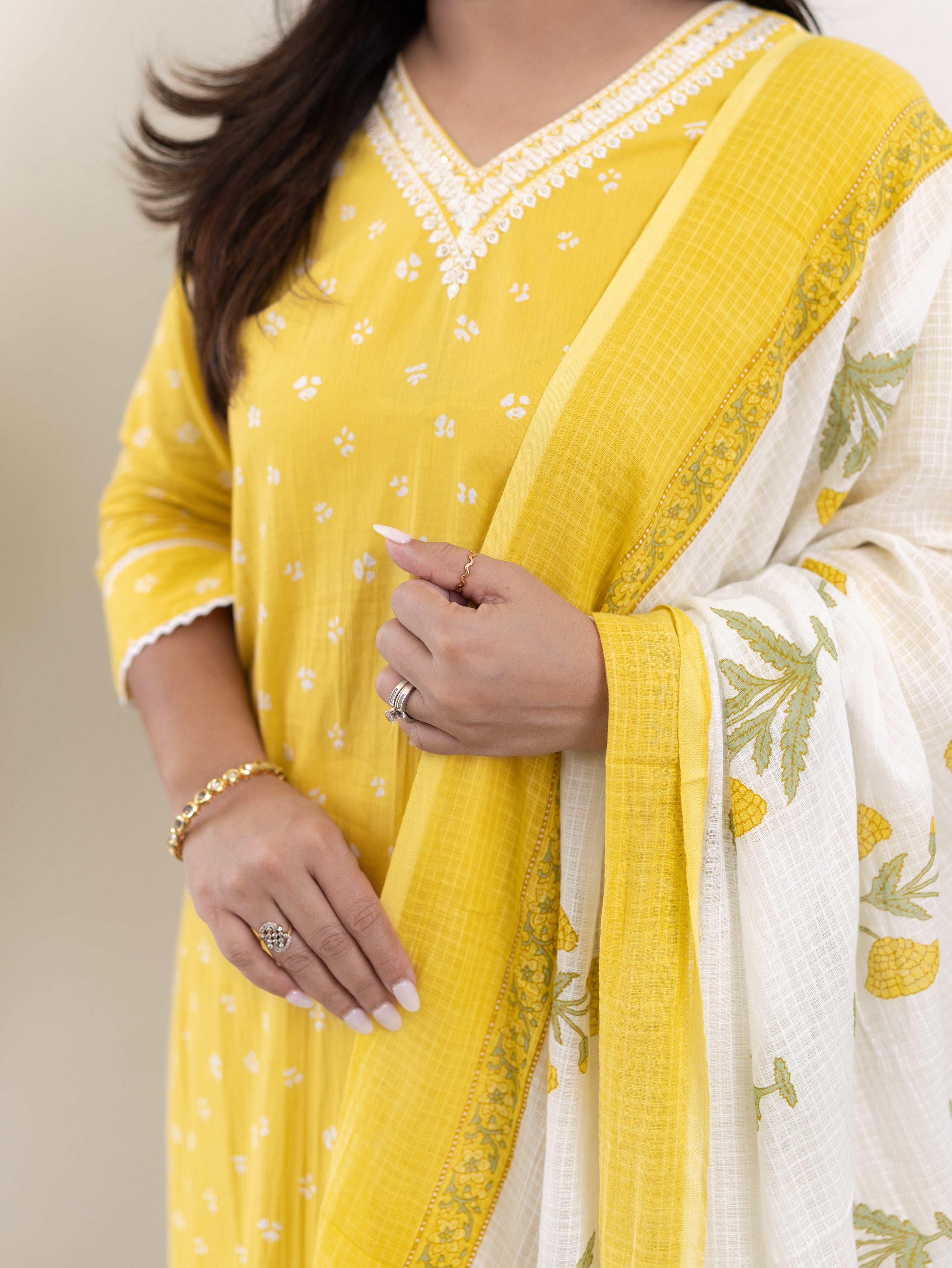 Rifaa yellow  Cotton Embroidered Straight Dupatta Set