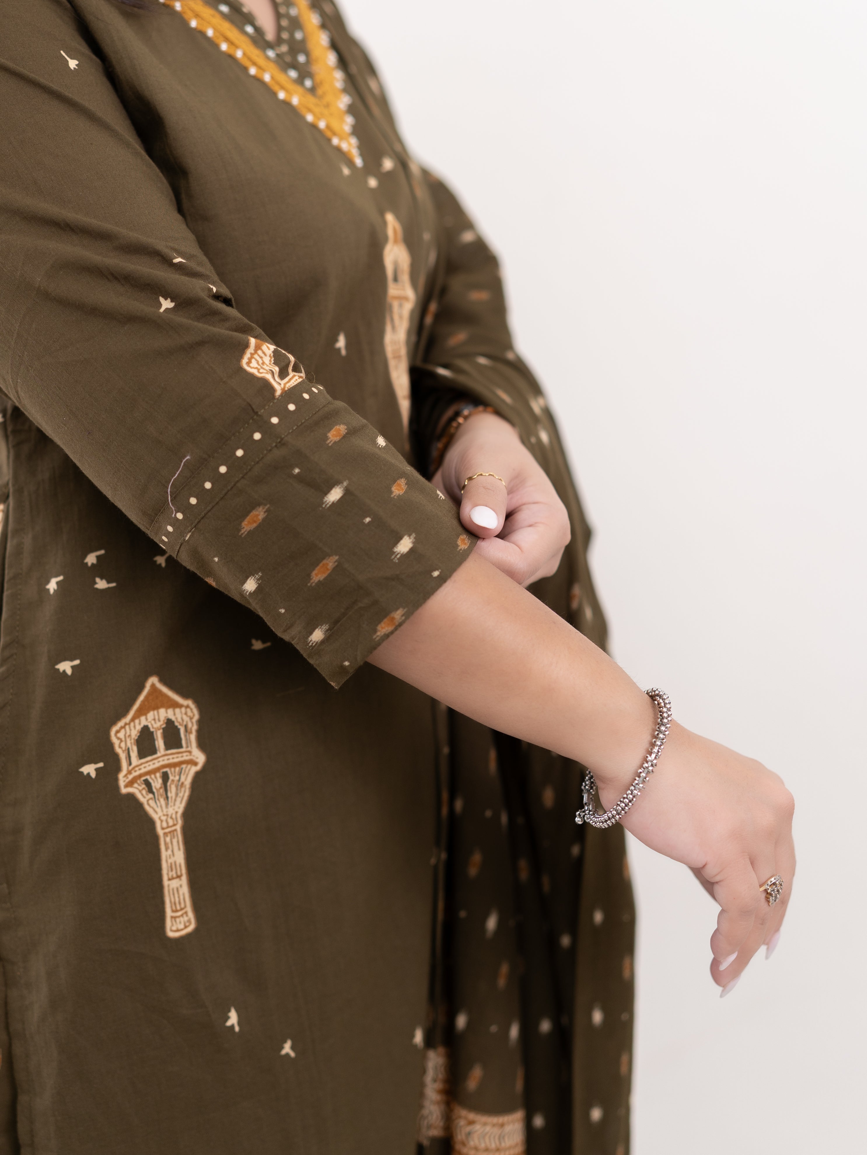 Green Jaipuri Cotton Embroidered Dupatta Set