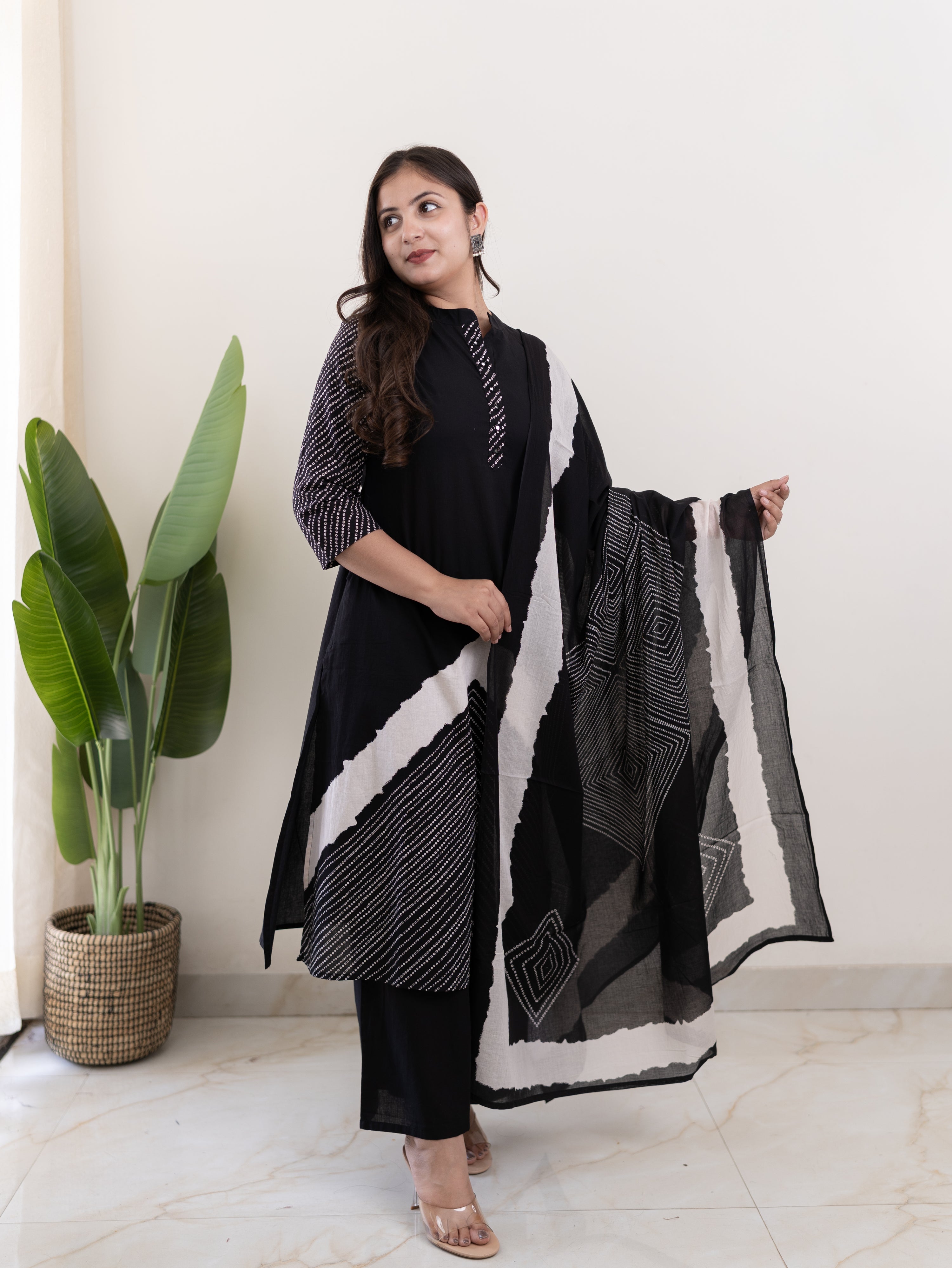 Isra Black Cotton Bandhani Straight Dupatta Set