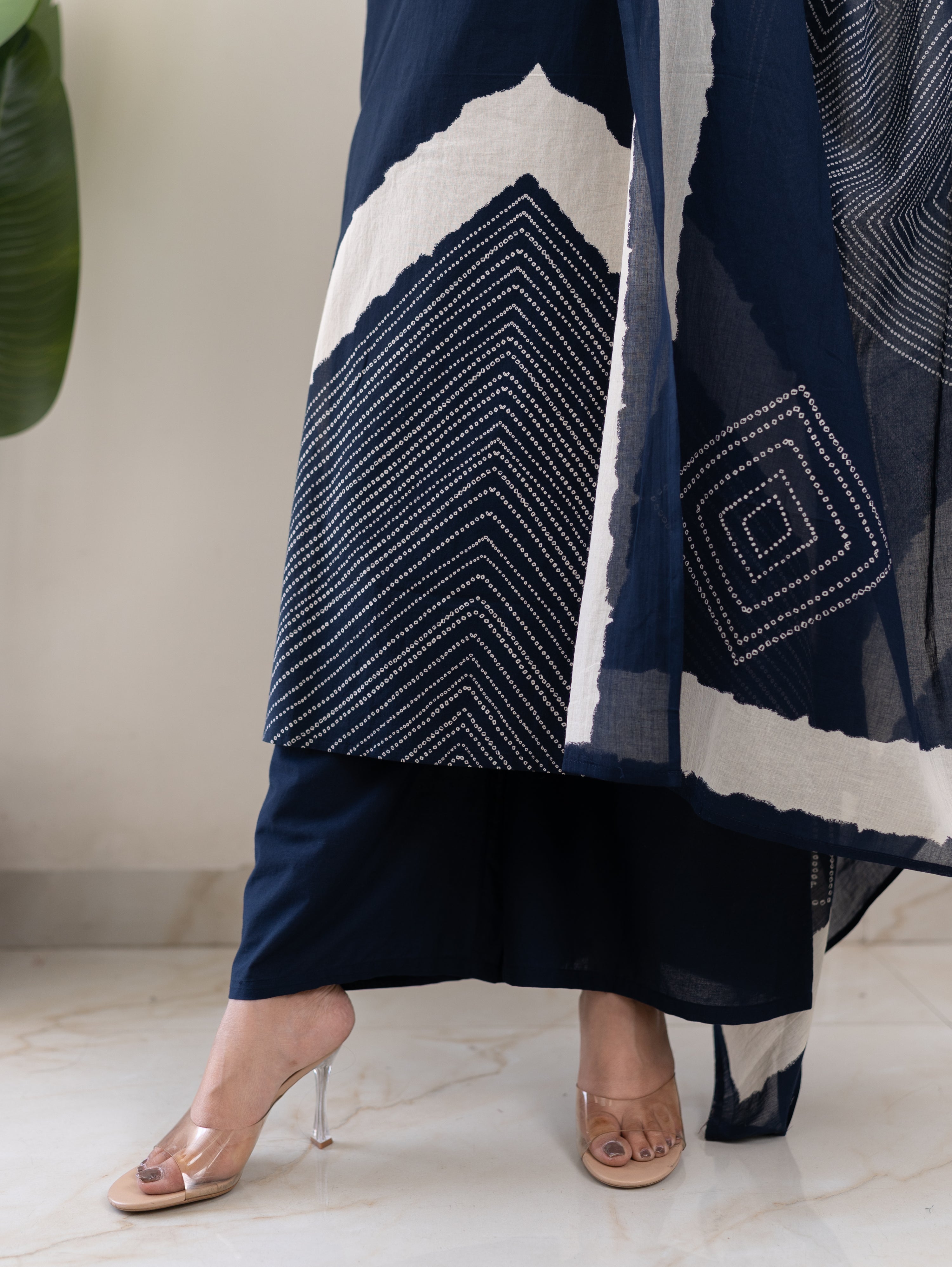 Isra Navy blue Cotton Bandhani Straight Dupatta Set