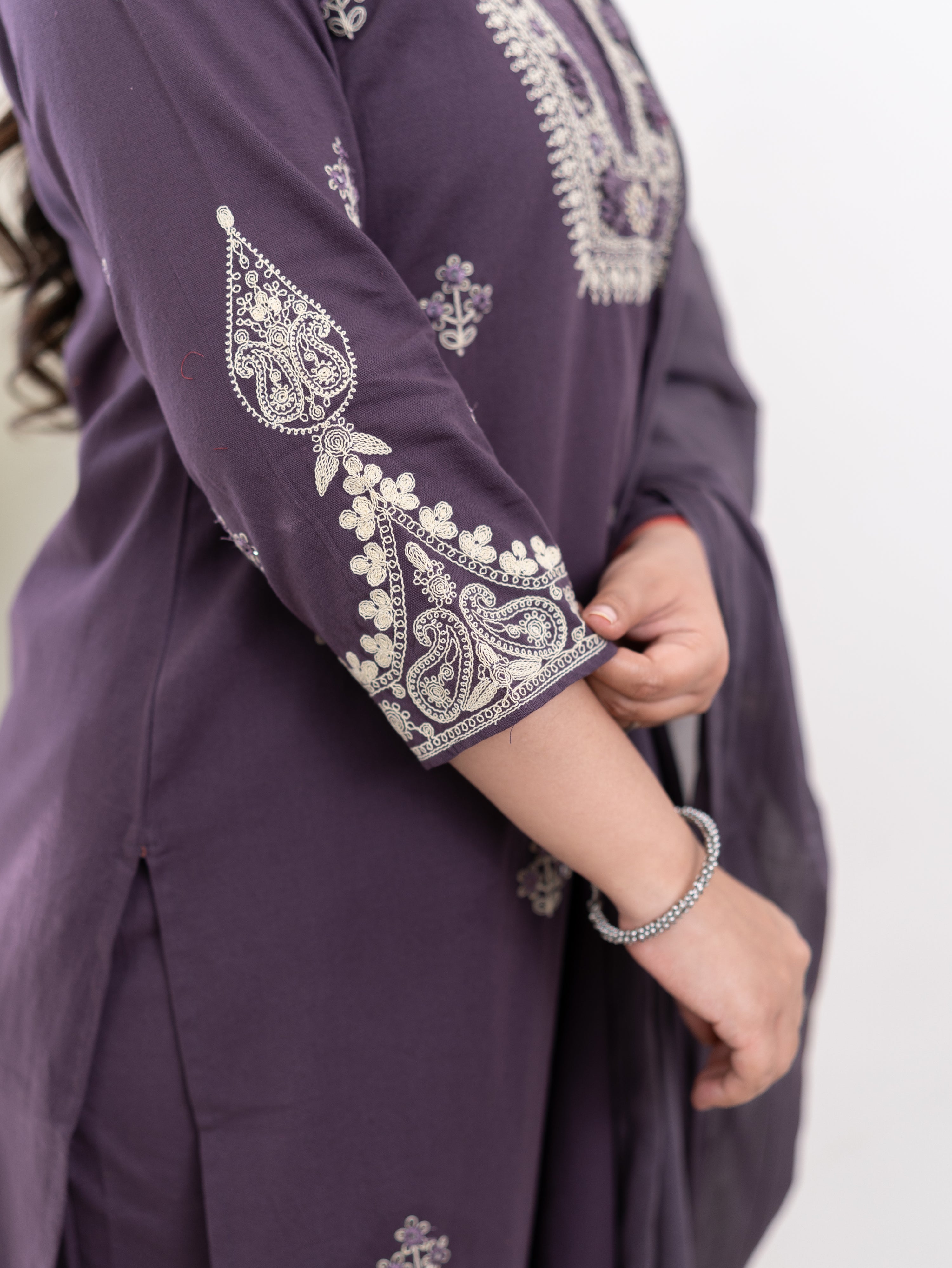Zoohi Purple Cotton Embroidered Straight Dupatta Set