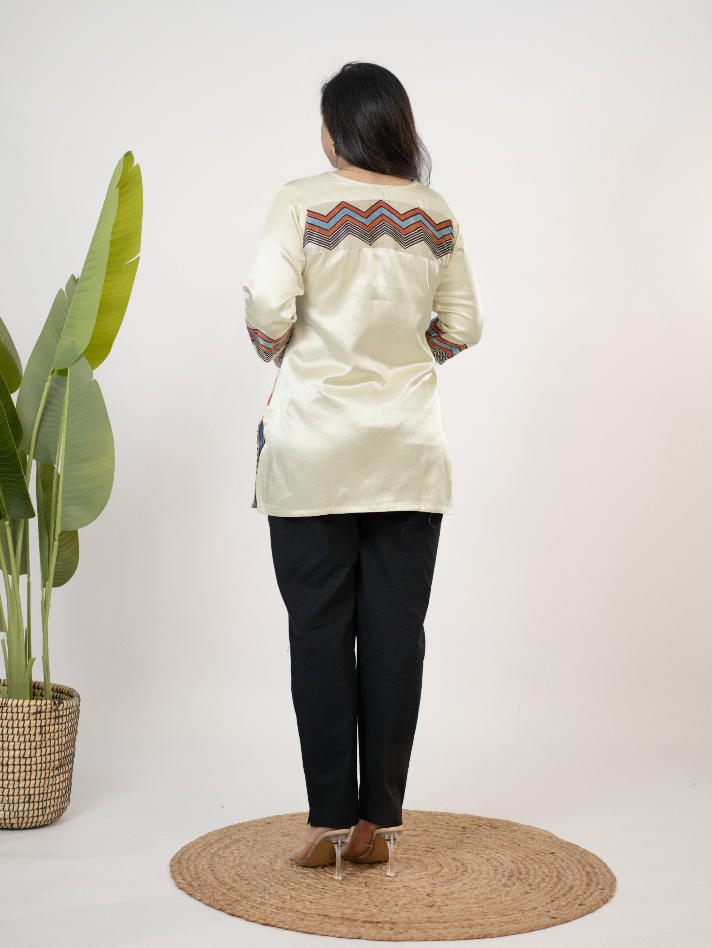 Saavi Cream Designer Mashru Silk Ajrakh Short Top