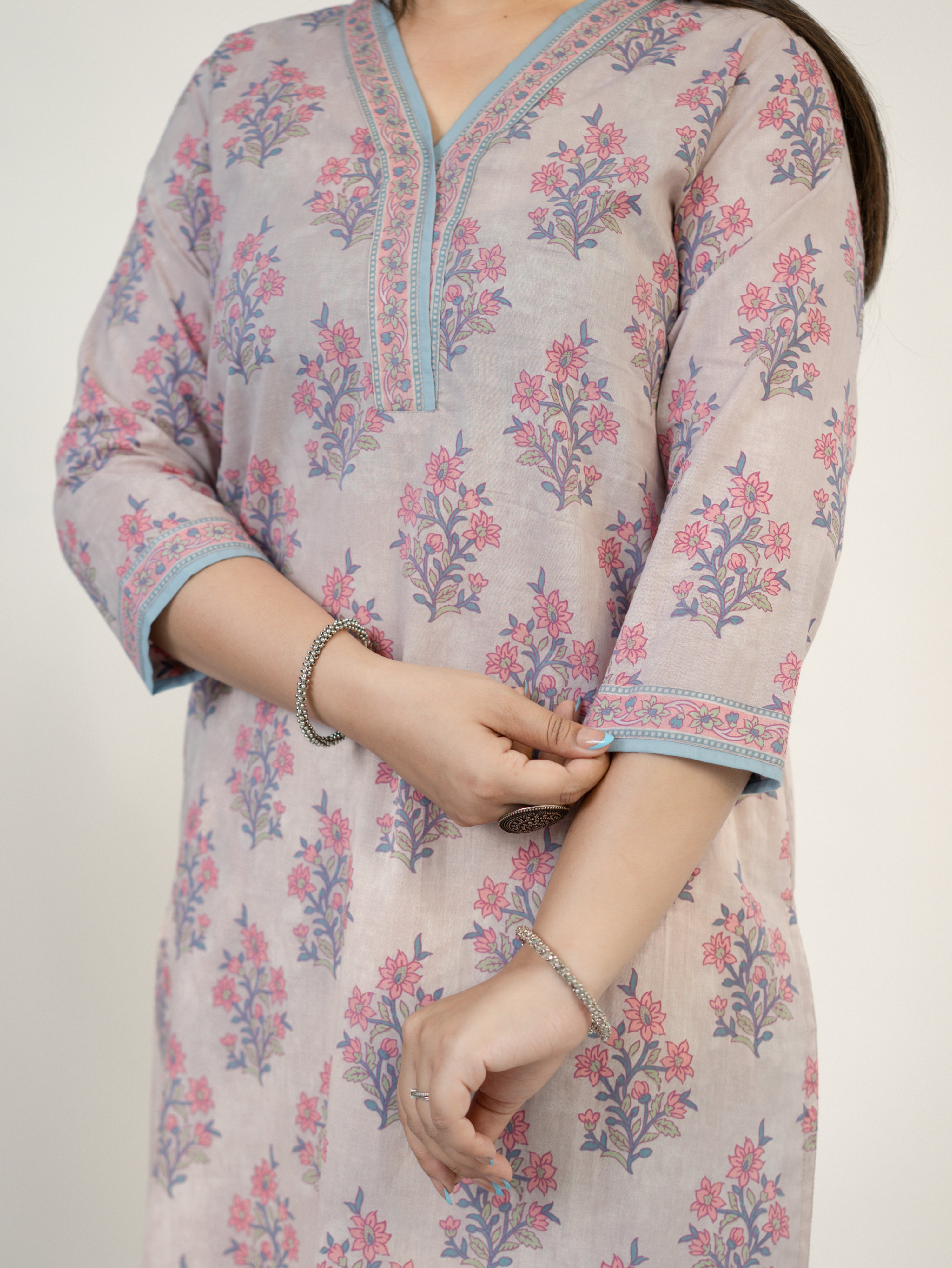 Hiba Lilac Gulbahar Floral Cotton Kurta Set