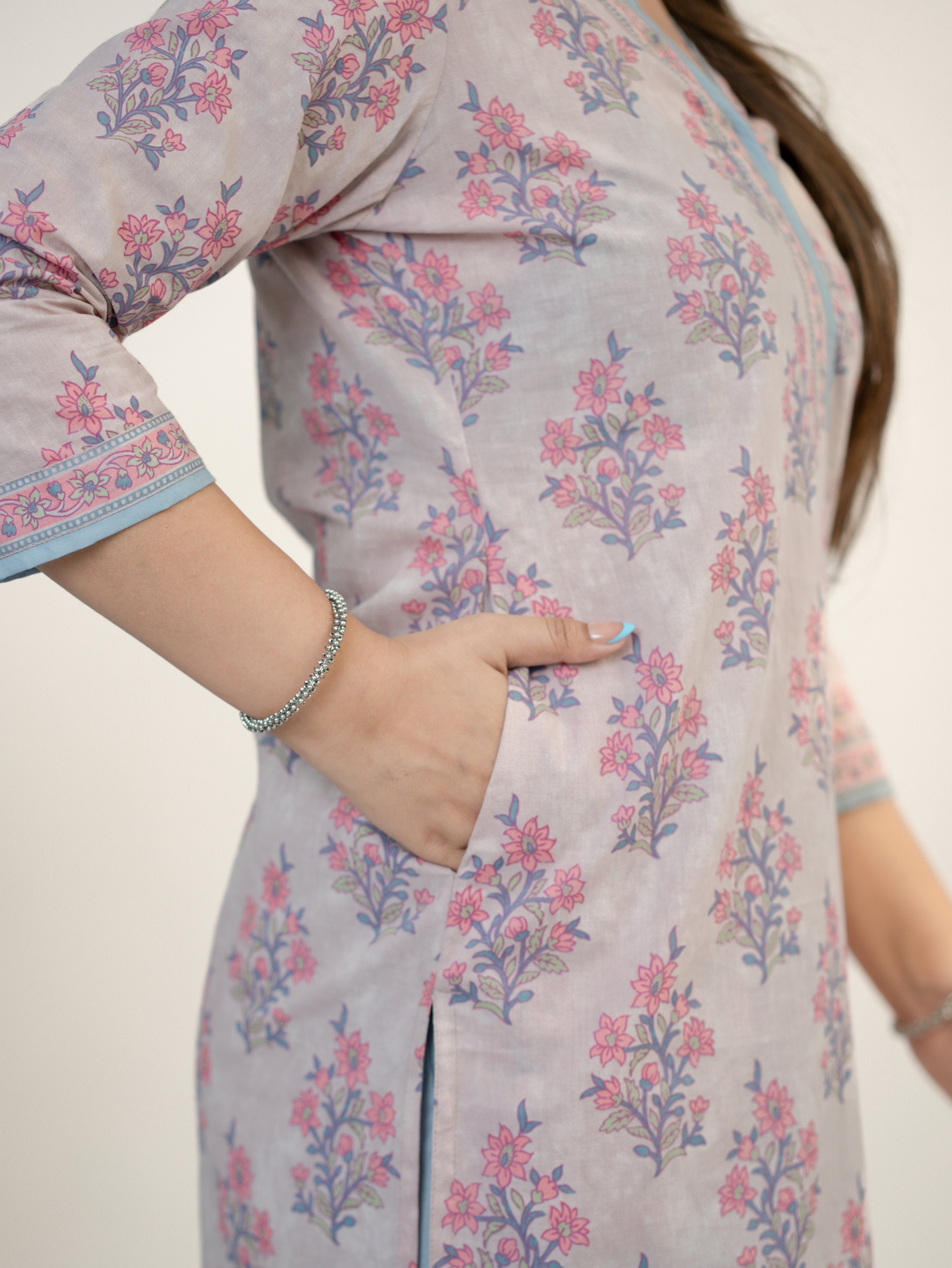 Hiba Lilac Gulbahar Floral Cotton Kurta Set