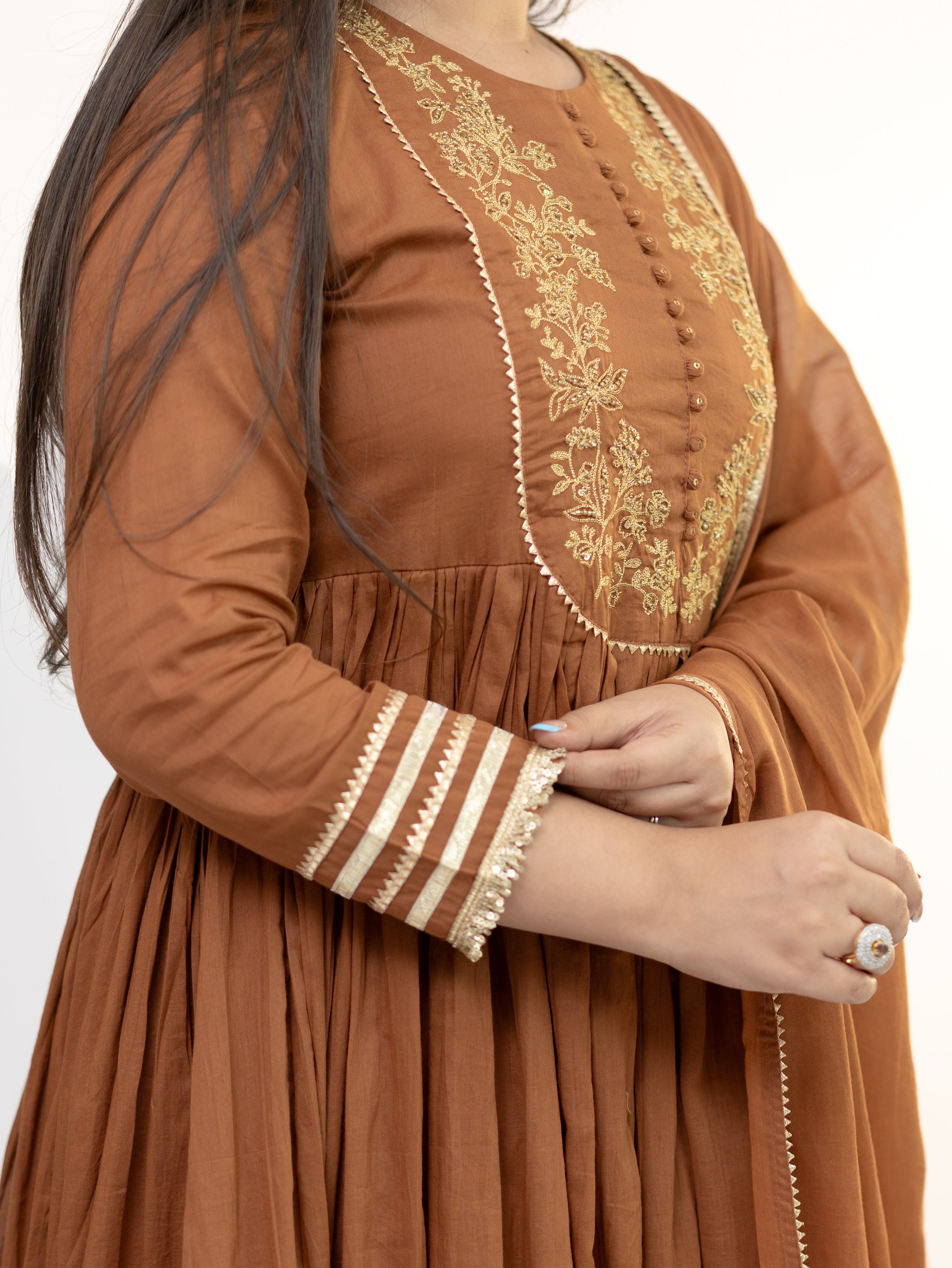 Mocha Brown Mul Cotton Embroidered Gotta Detailed Dupatta Set