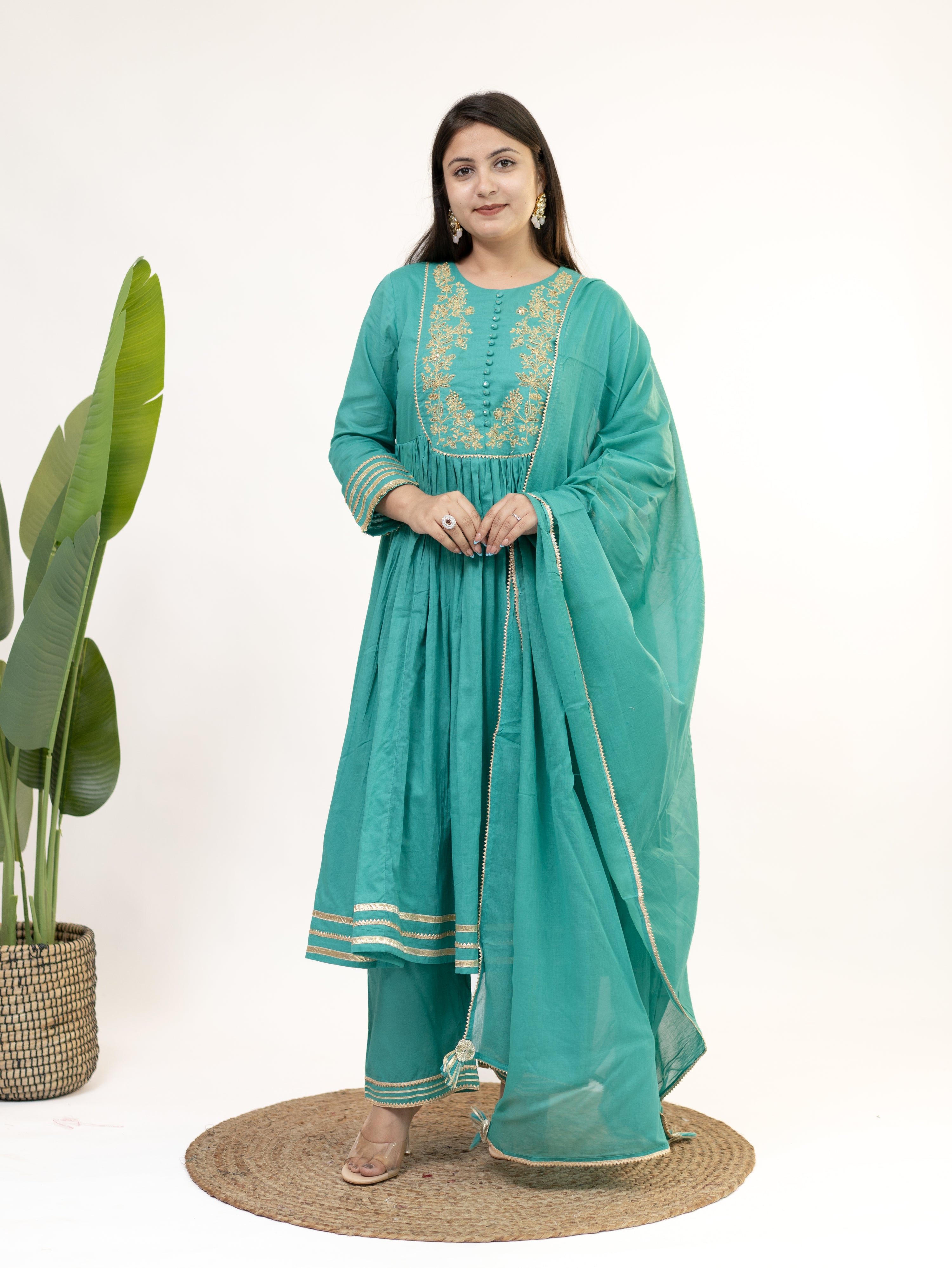 Mocha Green Mul Cotton Embroidered Gotta Detailed Dupatta Set