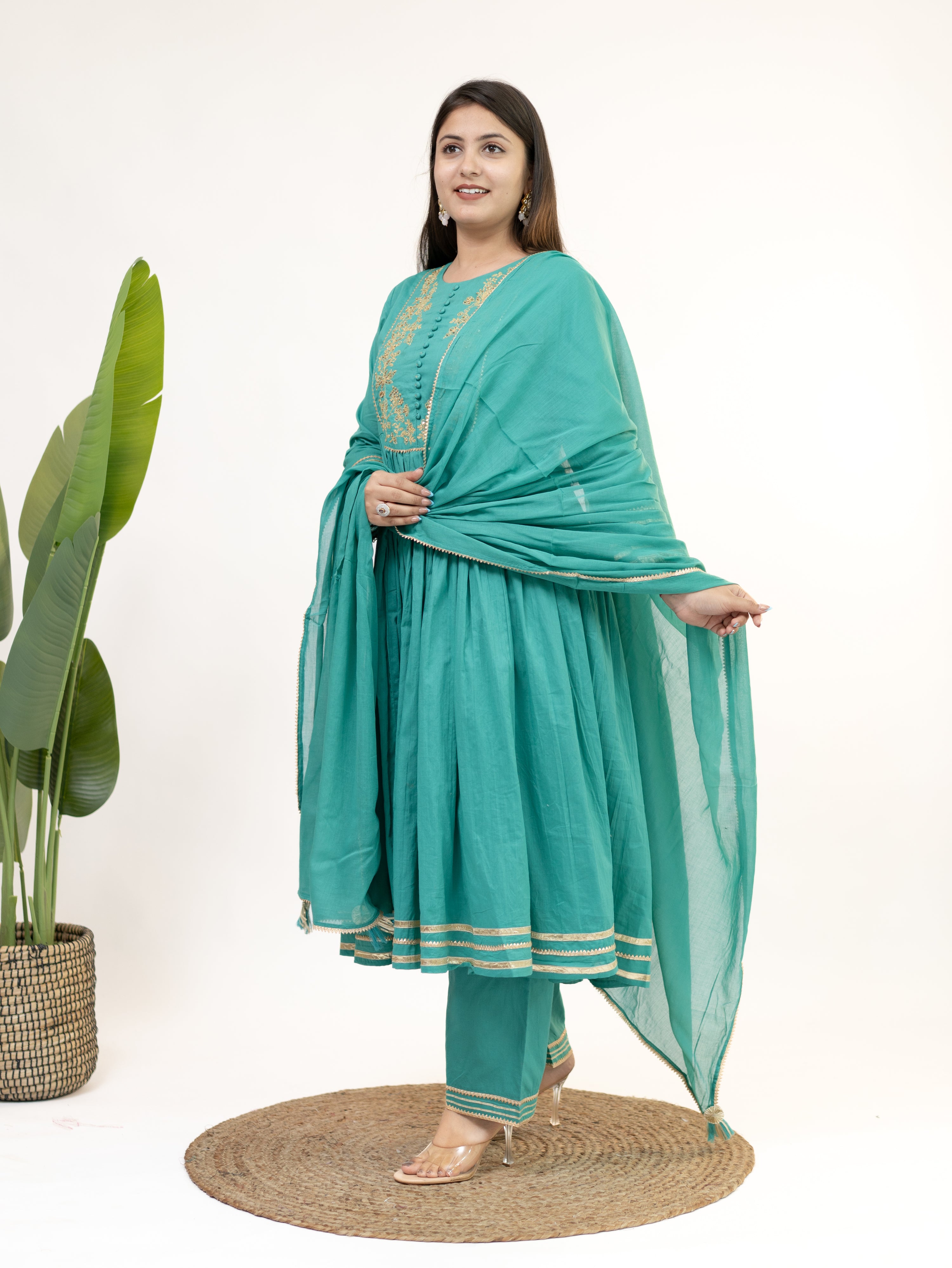 Mocha Green Mul Cotton Embroidered Gotta Detailed Dupatta Set