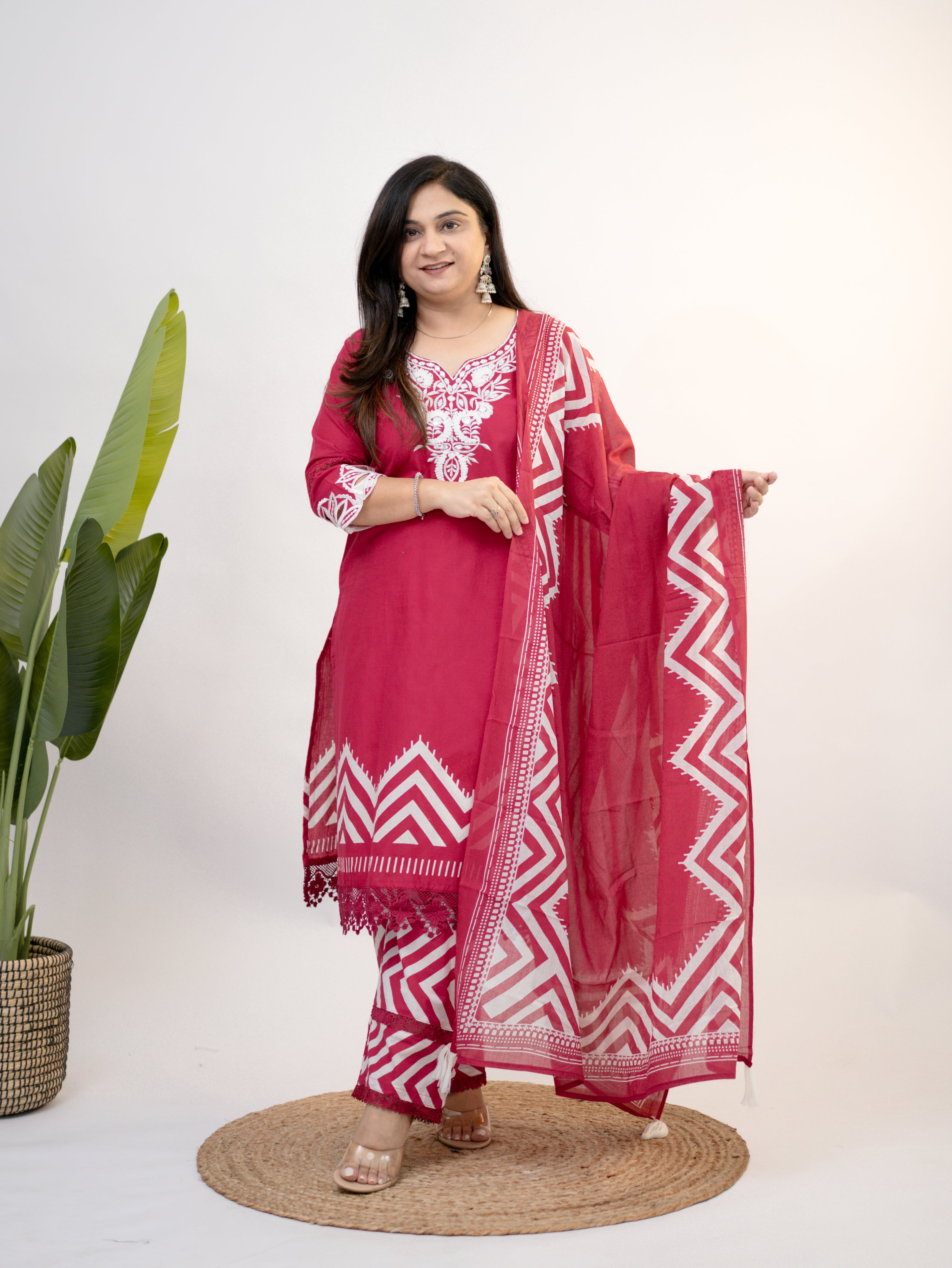Navira Pink Cotton Embroidered LaceDetailed Dupatta Set