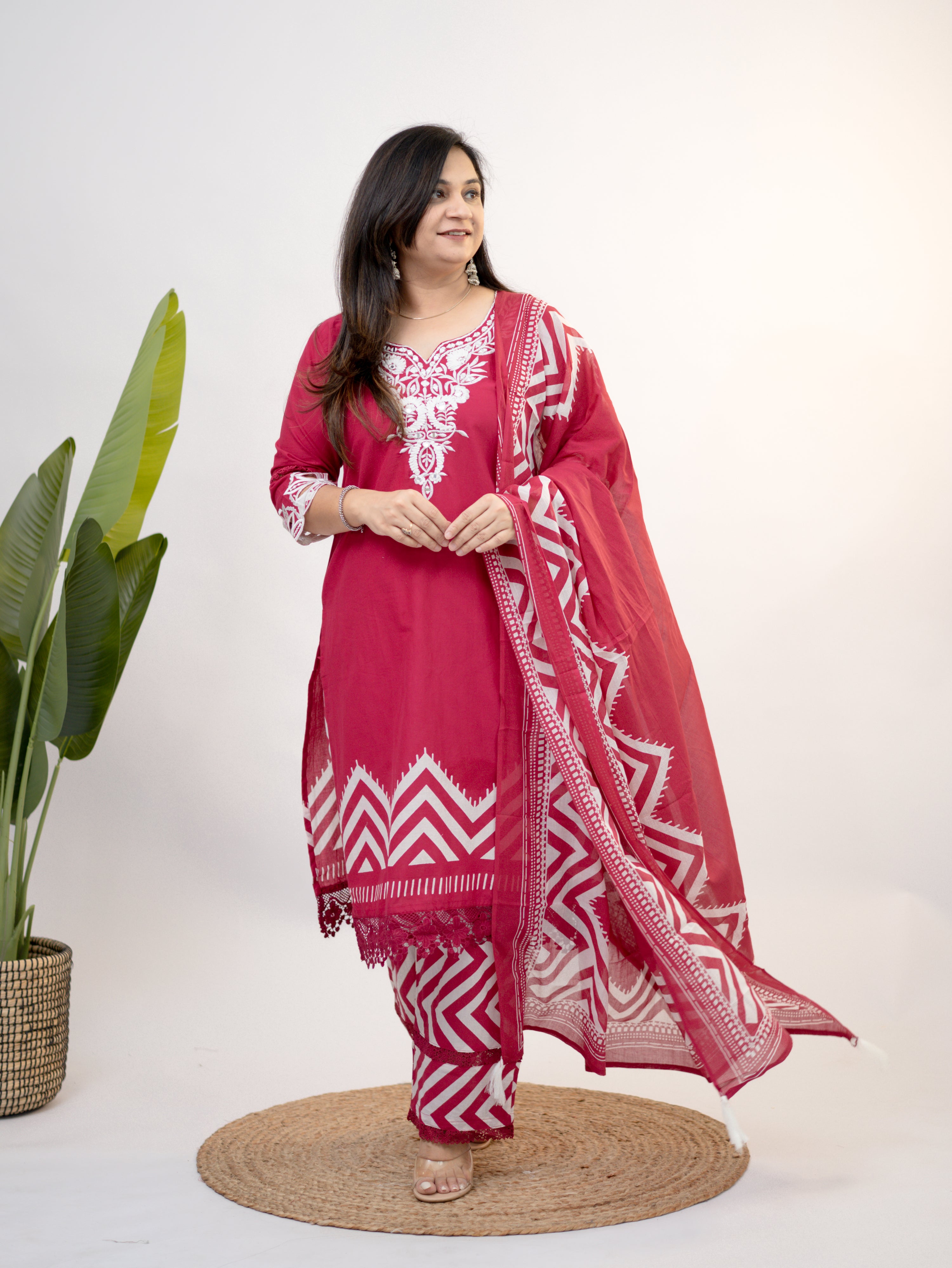 Navira Pink Cotton Embroidered LaceDetailed Dupatta Set