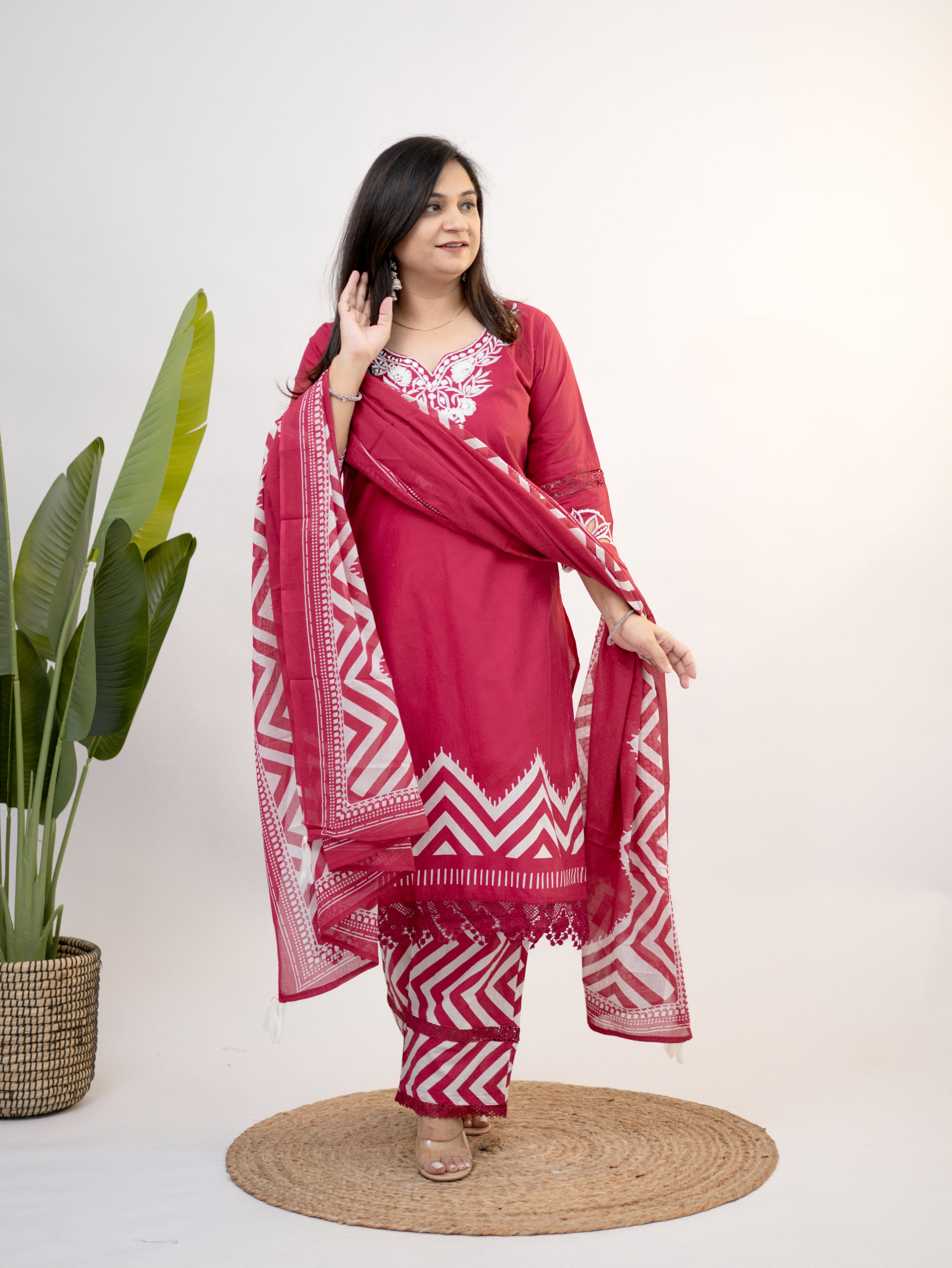 Navira Pink Cotton Embroidered LaceDetailed Dupatta Set