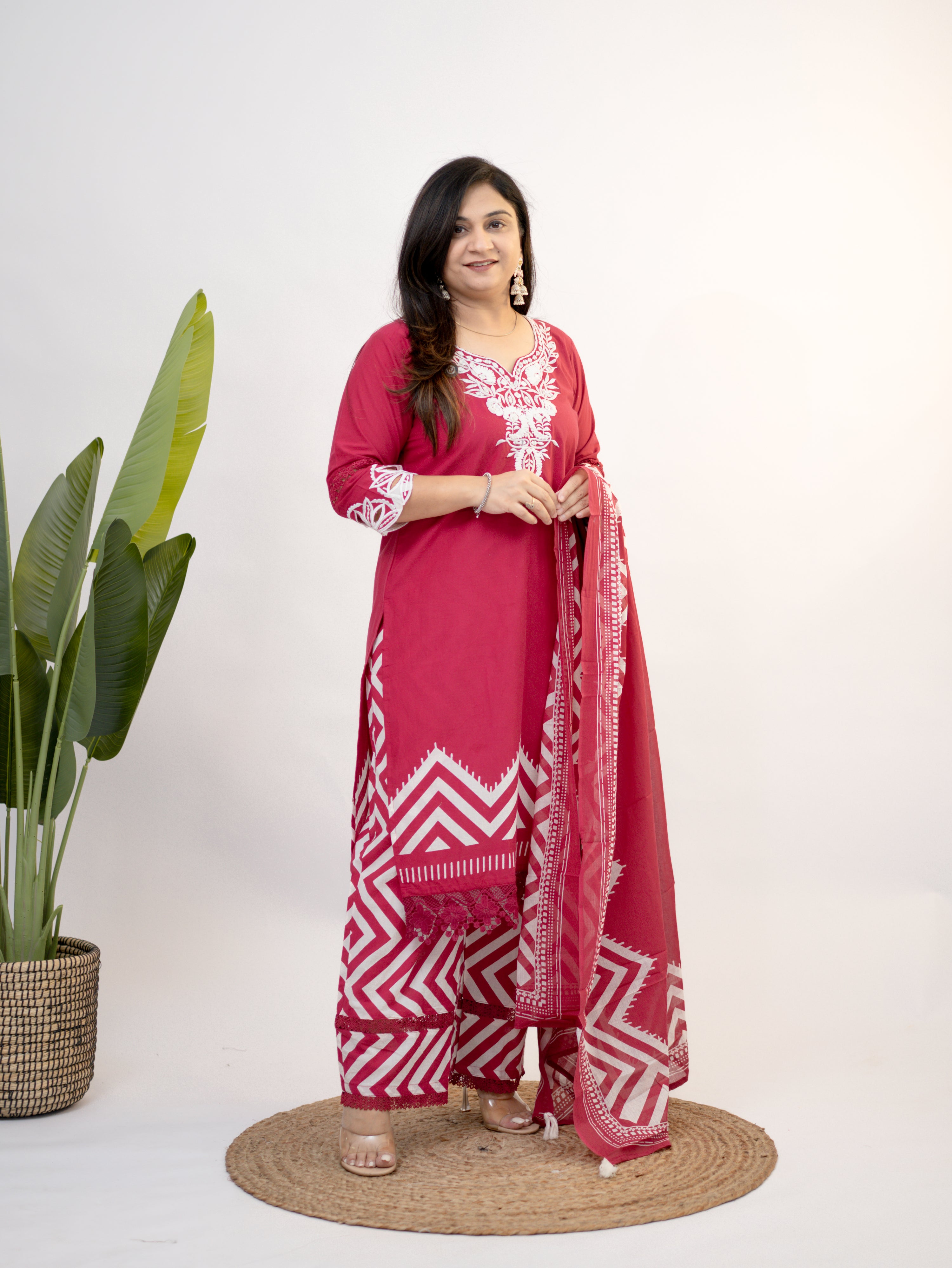 Navira Pink Cotton Embroidered LaceDetailed Dupatta Set