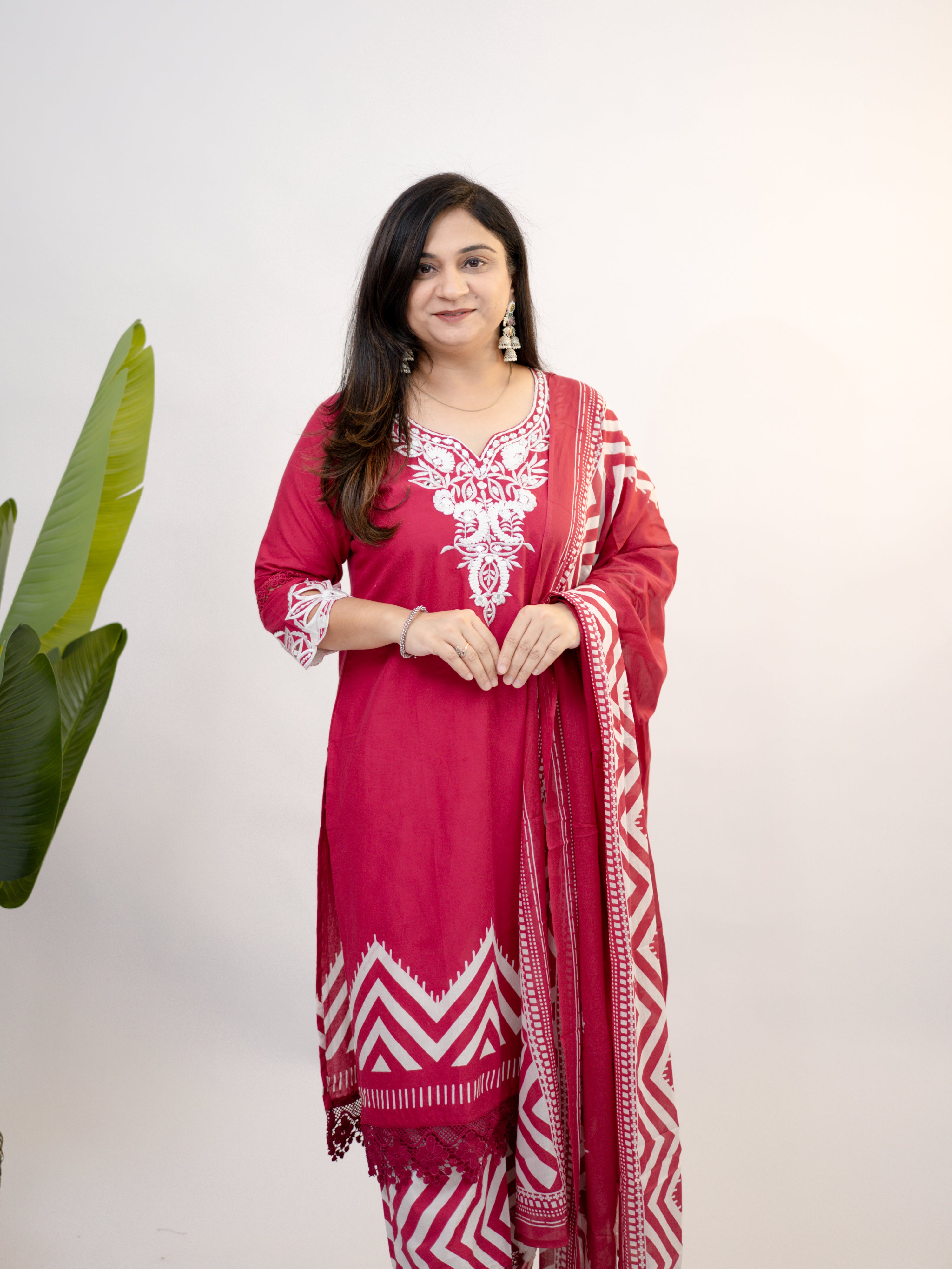 Navira Pink Cotton Embroidered LaceDetailed Dupatta Set