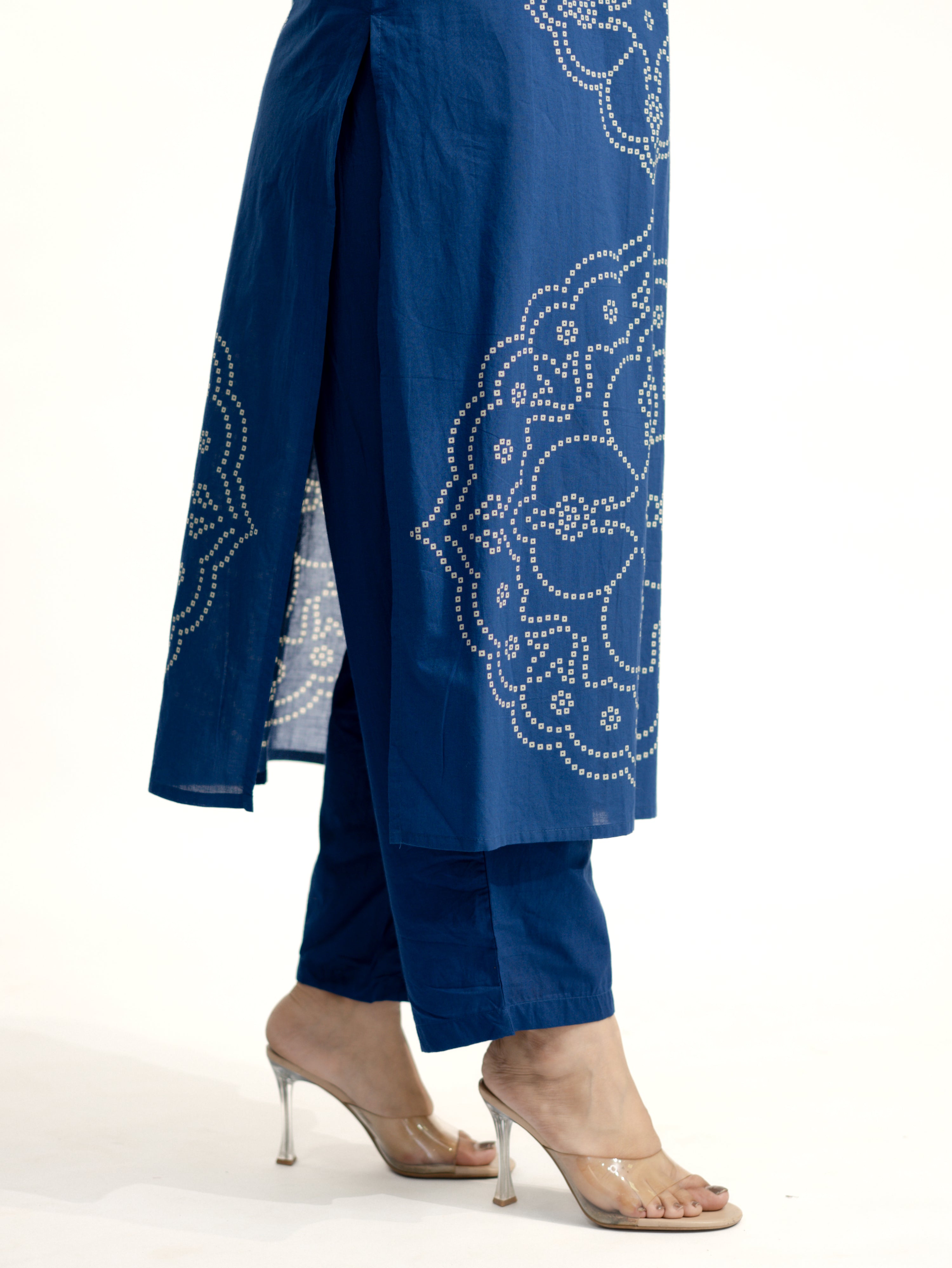 Piya Blue Cotton Bandhani Straight Embroidered Dupatta Set