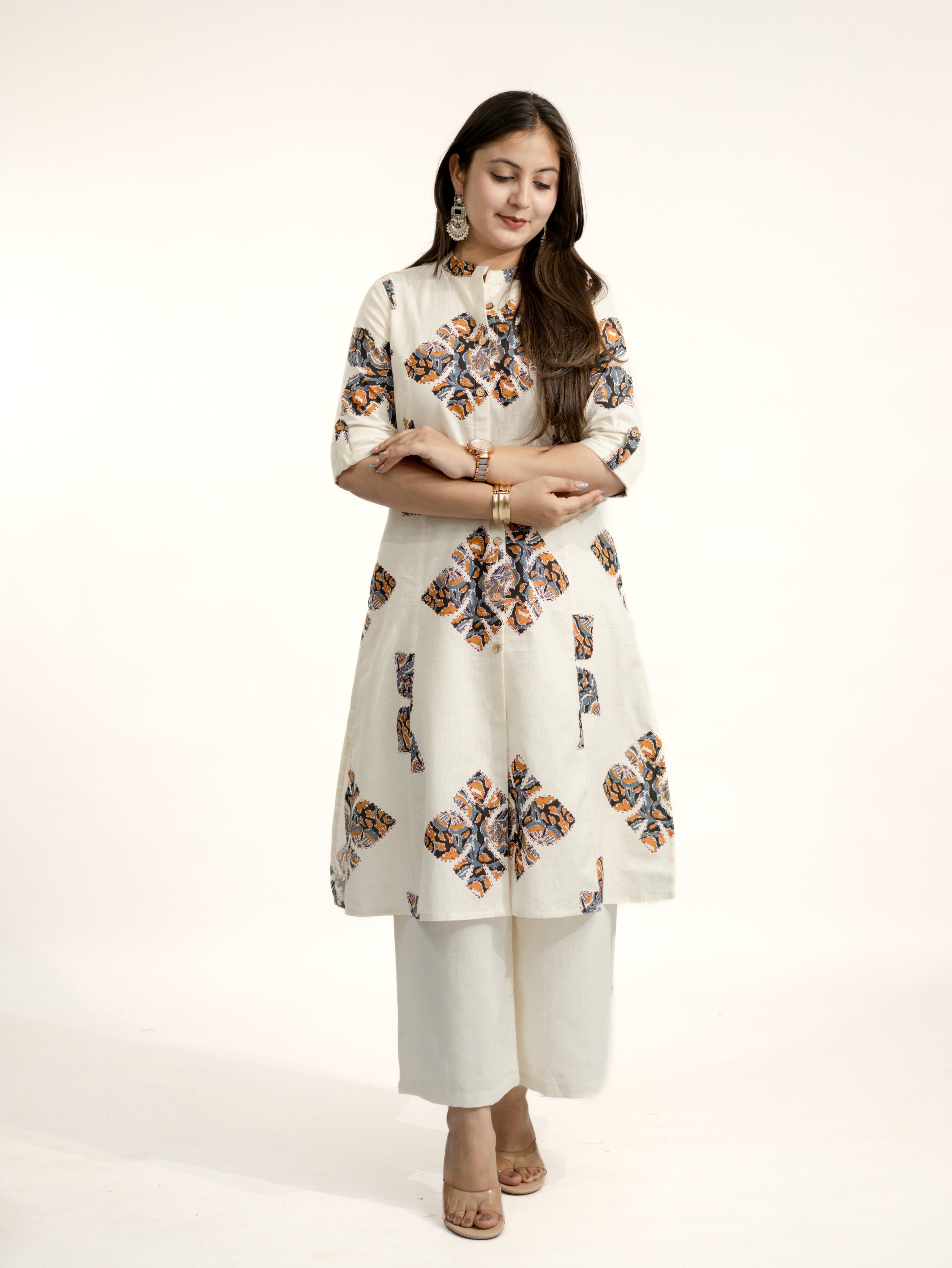 Eaira OffWhite-Black Cotton Ajrakh A-line Cotton Kurta Set