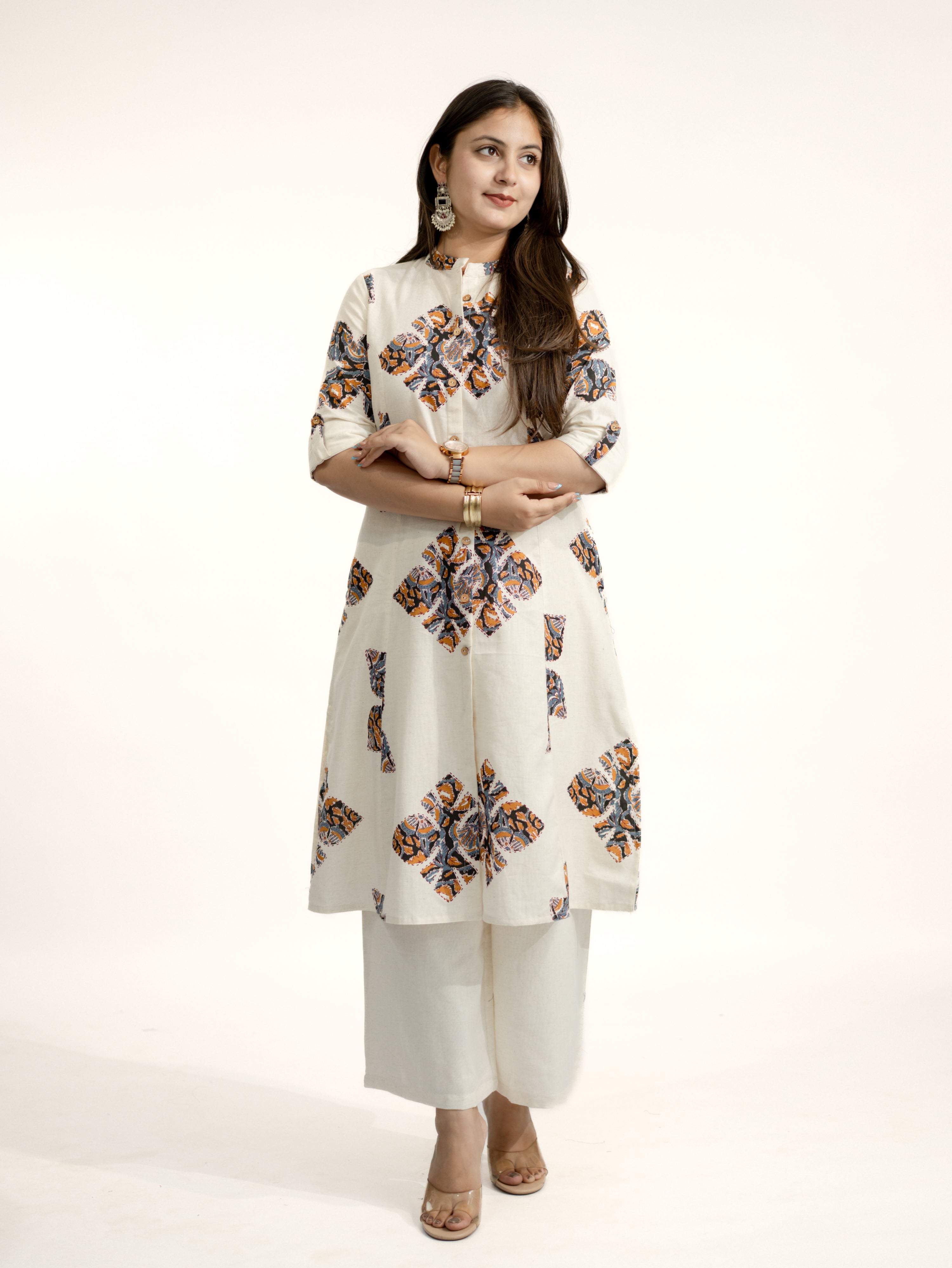 Eaira OffWhite-Black Cotton Ajrakh A-line Cotton Kurta Set
